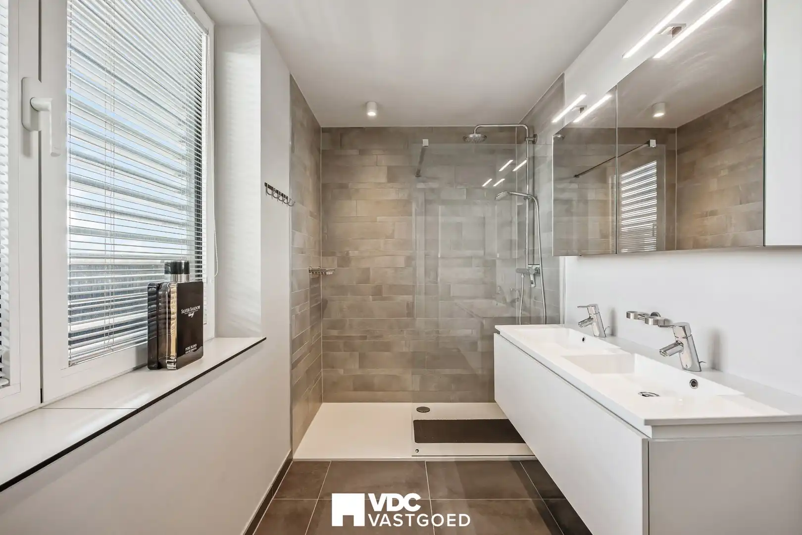 Exclusief duplex-penthouse met panoramisch zwembad – Zuidzicht Hasselt foto 37