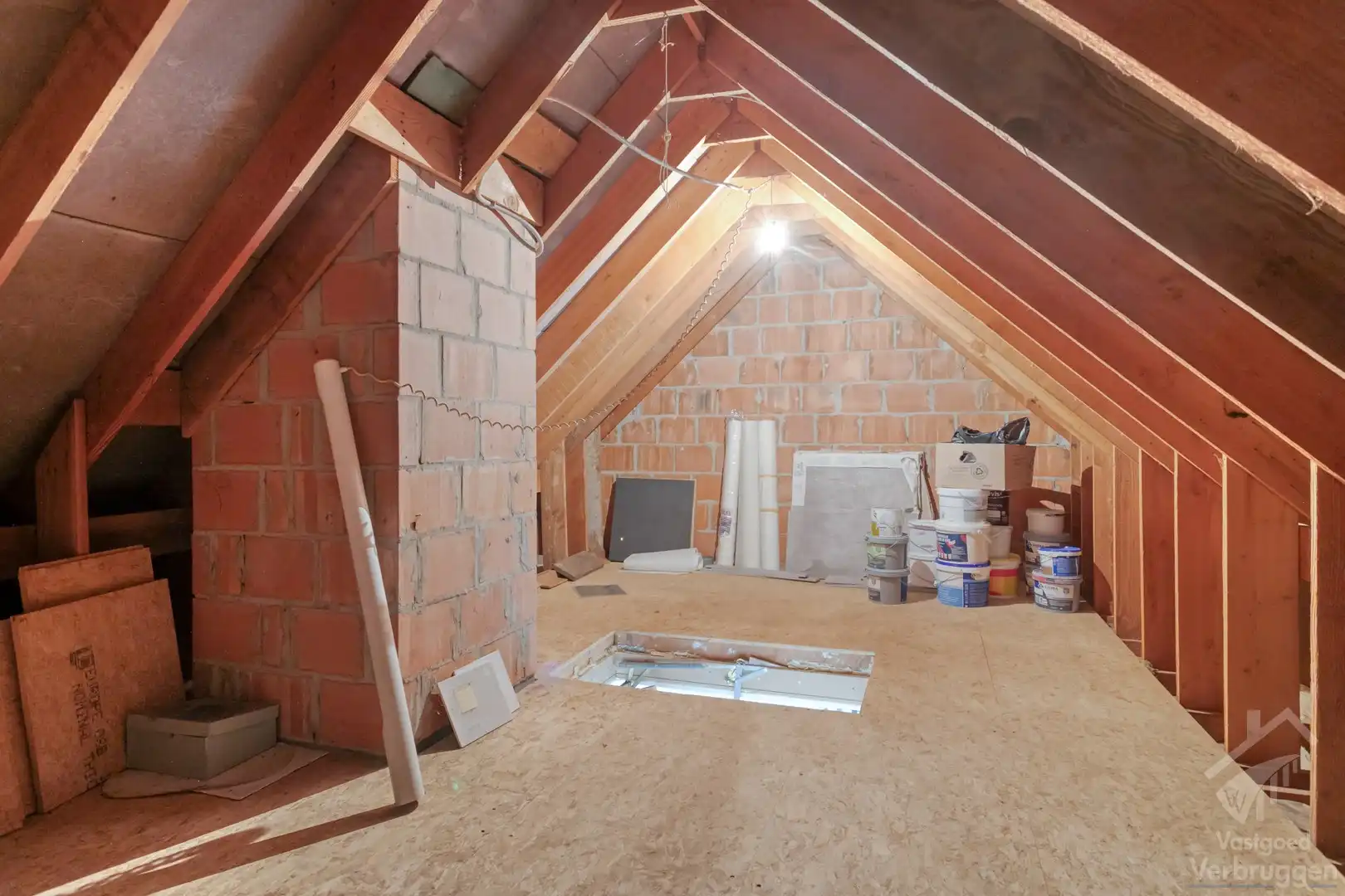 Instapklare moderne woning met 3 slaapkamers, bureau en dubbele garage foto 25