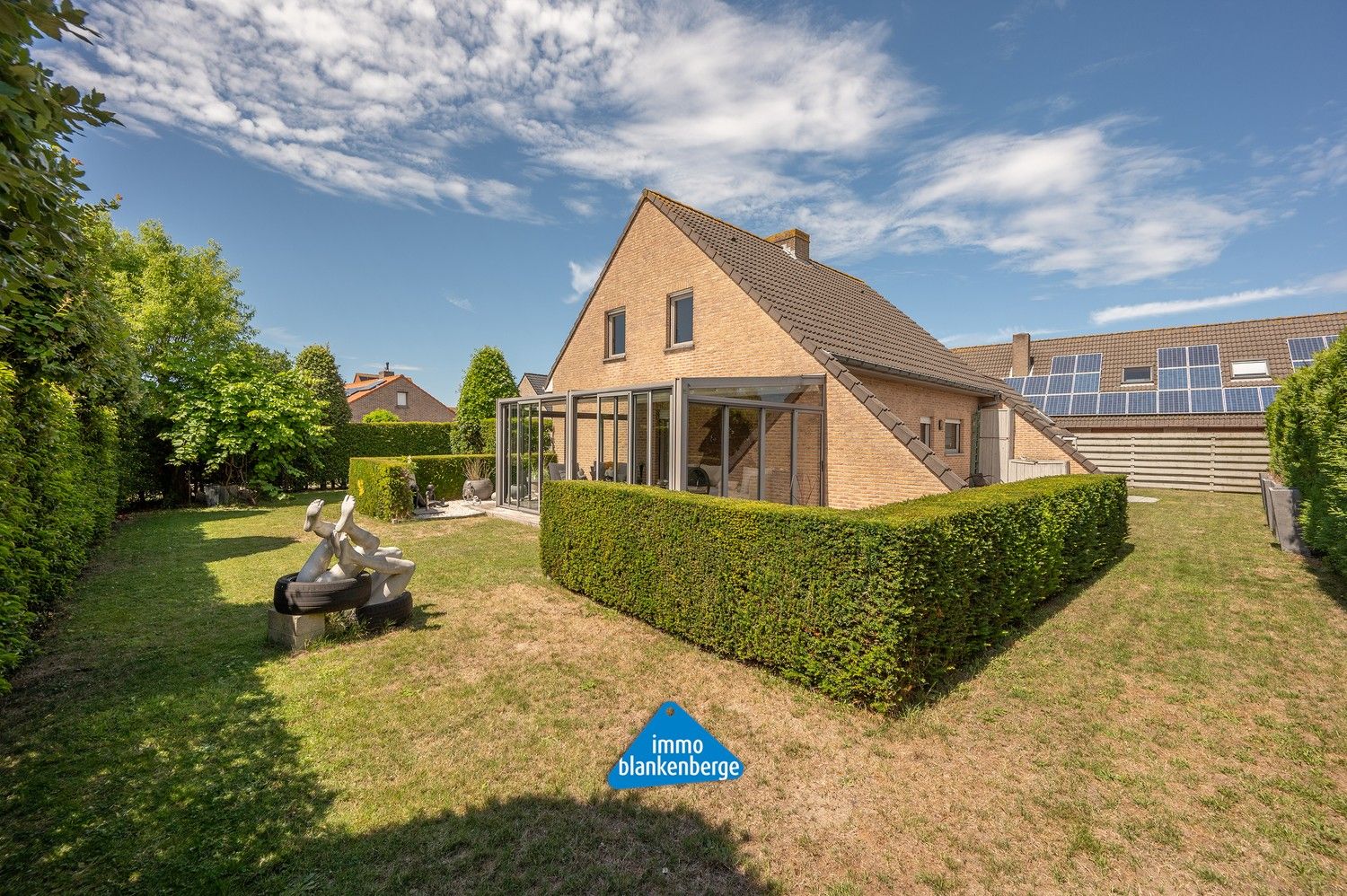 Instapklare Gezinsvilla met Tuin op Rustige en Centrale Ligging foto 7