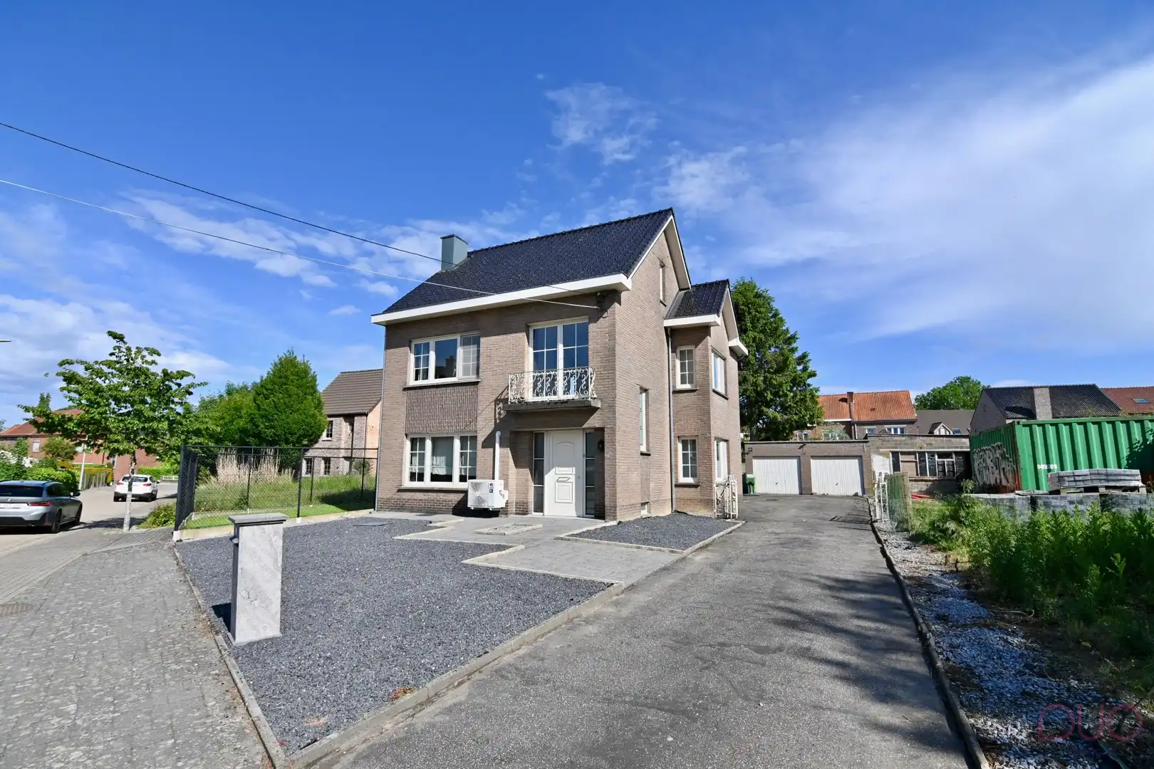 Rustig gelegen gezinswoning met vier slaapkamers en dubbele garage foto 29