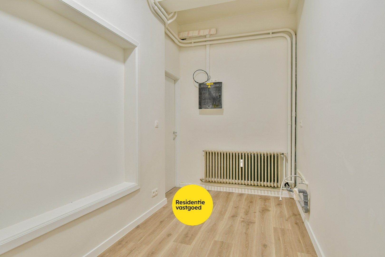 Gelijkvloerse handelsruimte op toplocatie te Oostende foto 6