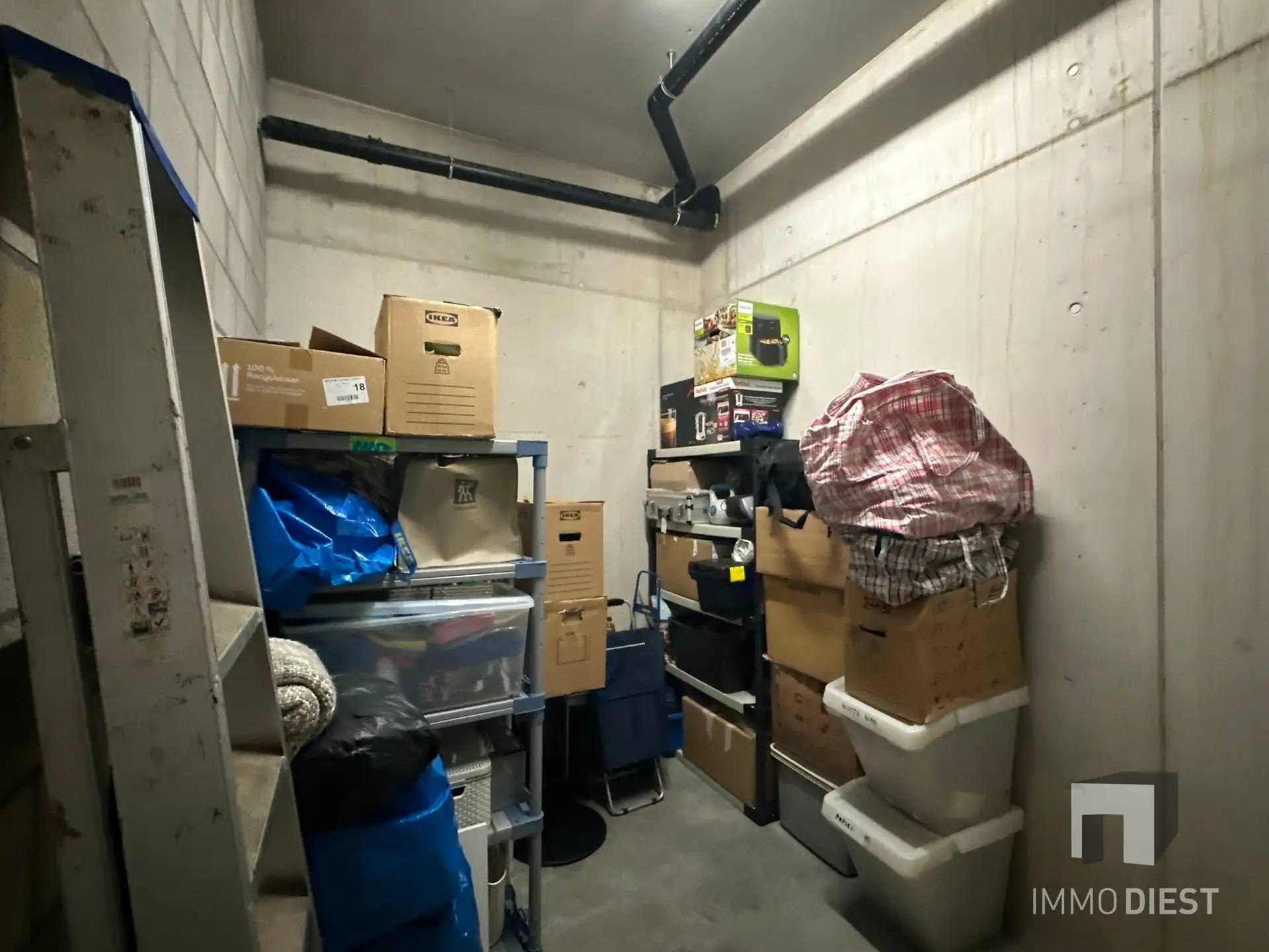 Instapklaar appartement met 2 slpks, terras, parking en kelder foto 27