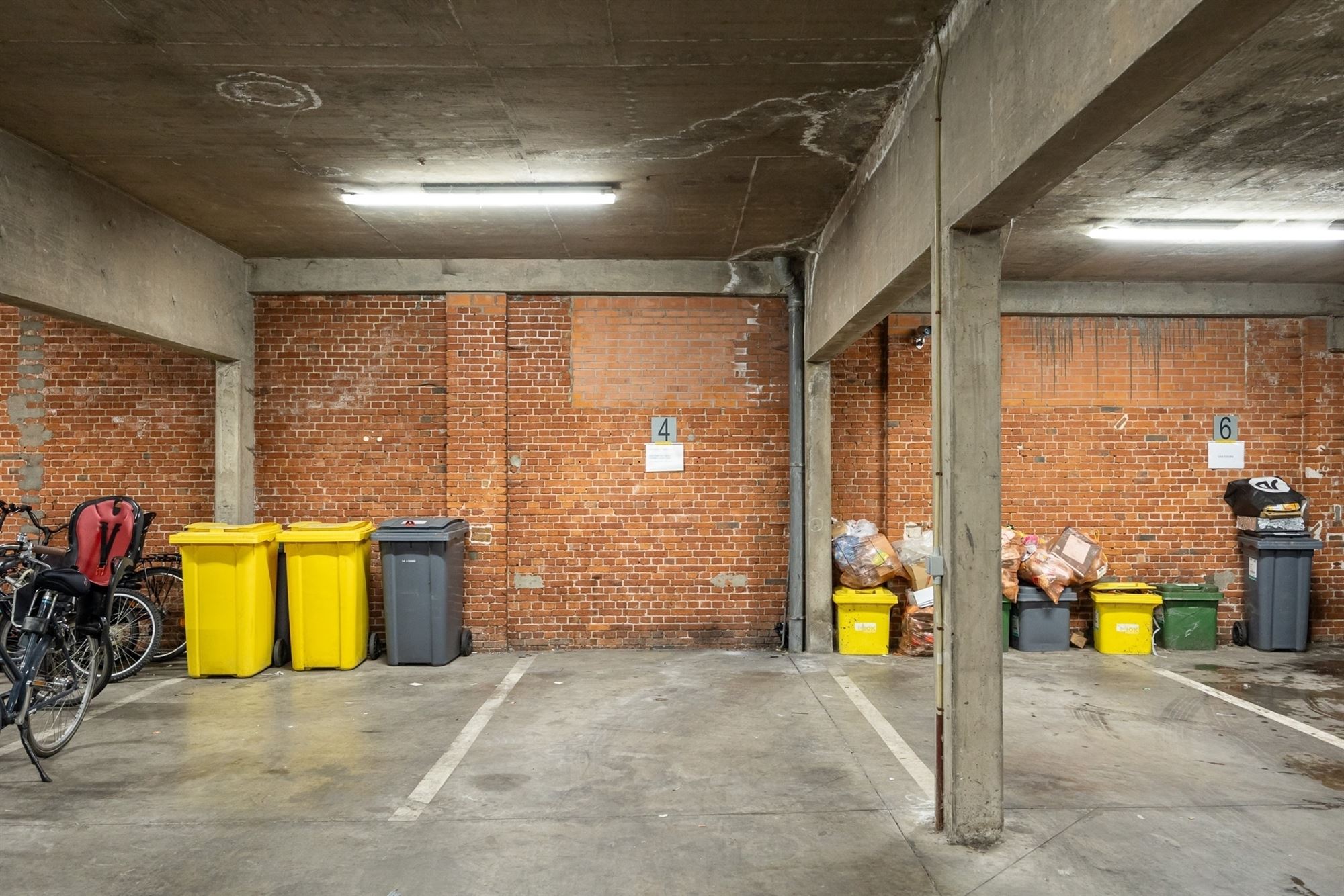 Recent gerenoveerd appartement met 3 slpkms foto 28