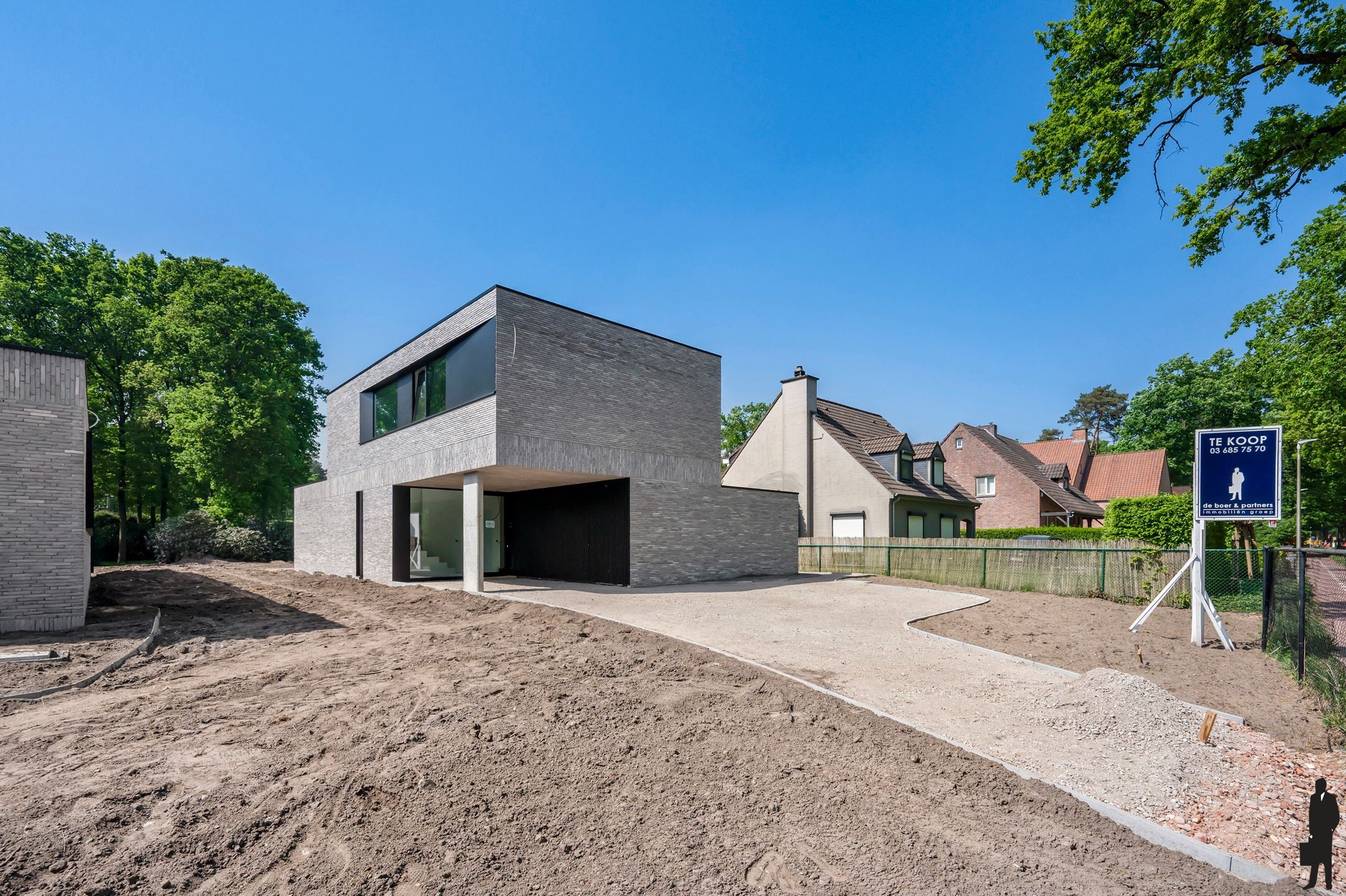 Moderne nieuwbouwwoning op een perceel van ca. 825 m²!  foto 28