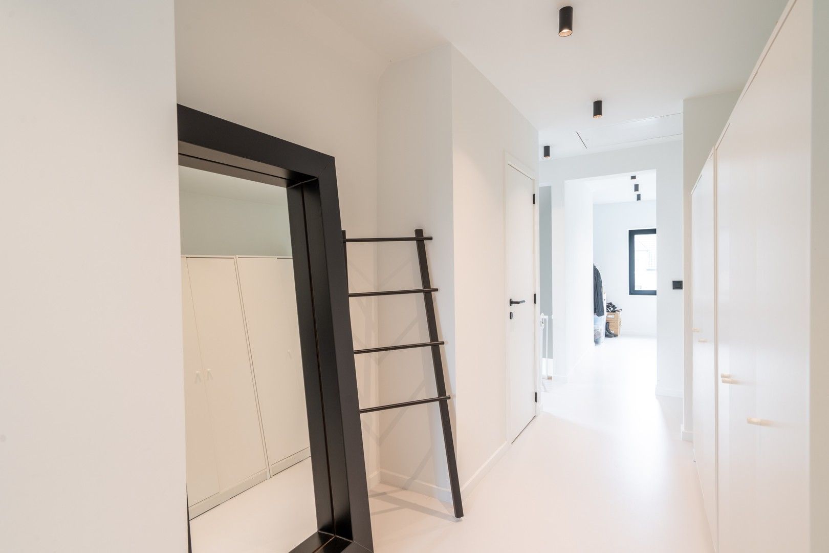 Instapklare woning met 3 slpkmrs op een perceel van 890m²! foto 16