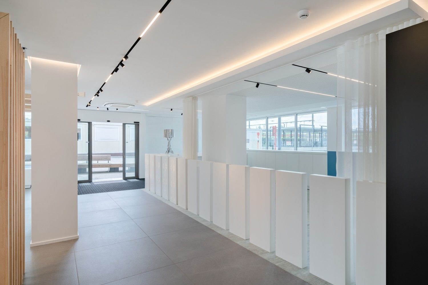 220m² kantoor/showroom foto 11