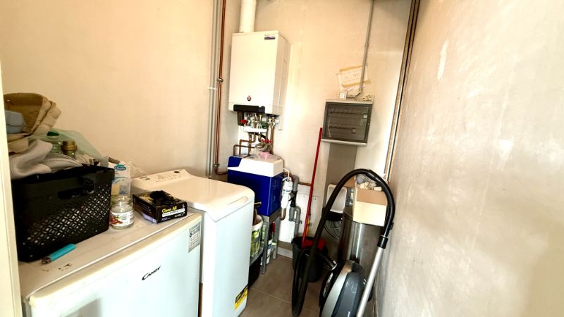 Leuk appartement met veel lichtinval en garage foto 12