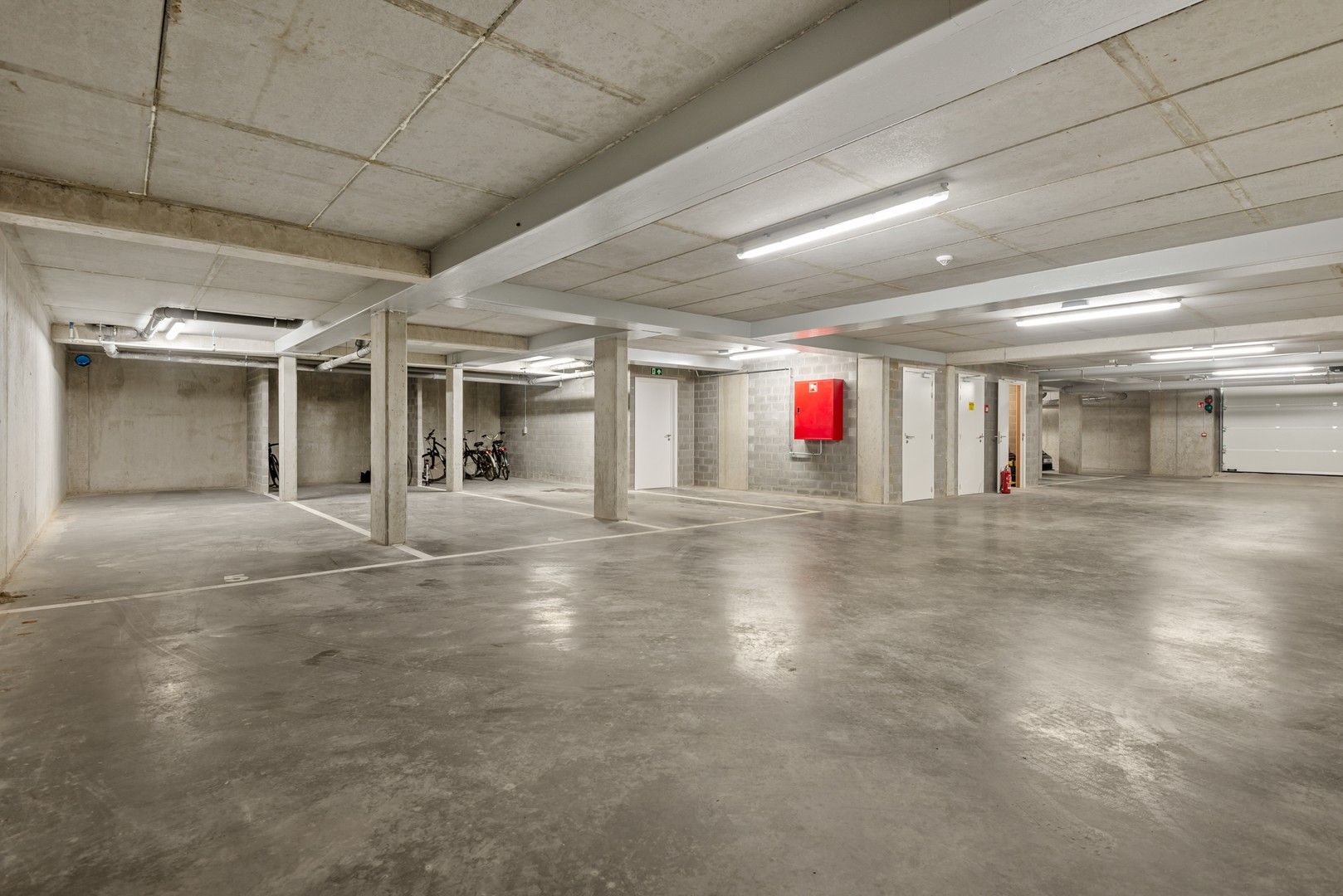 Prachtig piekfijn nieuwbouw GLVapp voorzien van alle comfort foto 24