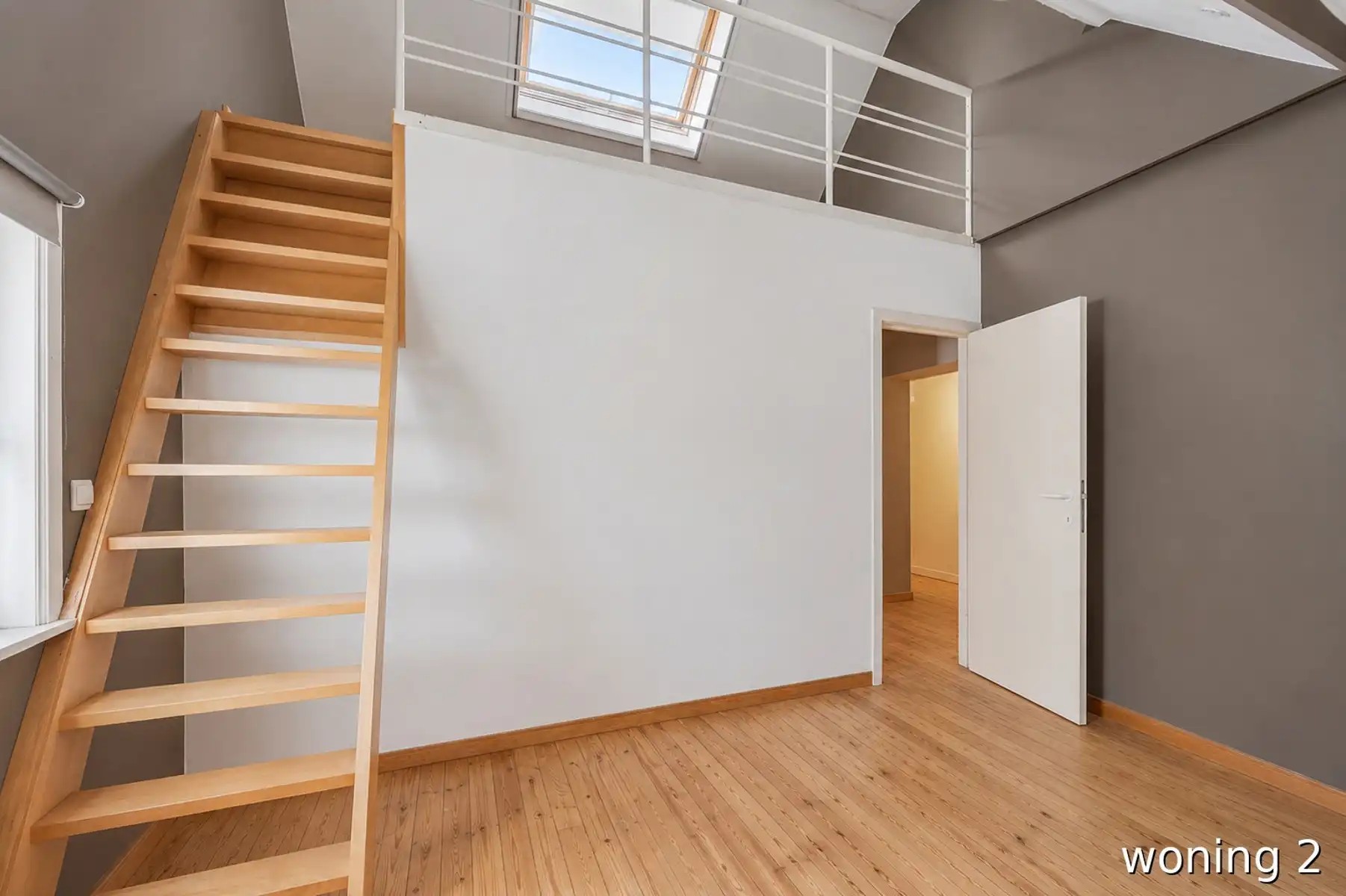 Uniek perceel met 2 volwaardige woningen en gedeelde tuin!  foto 24