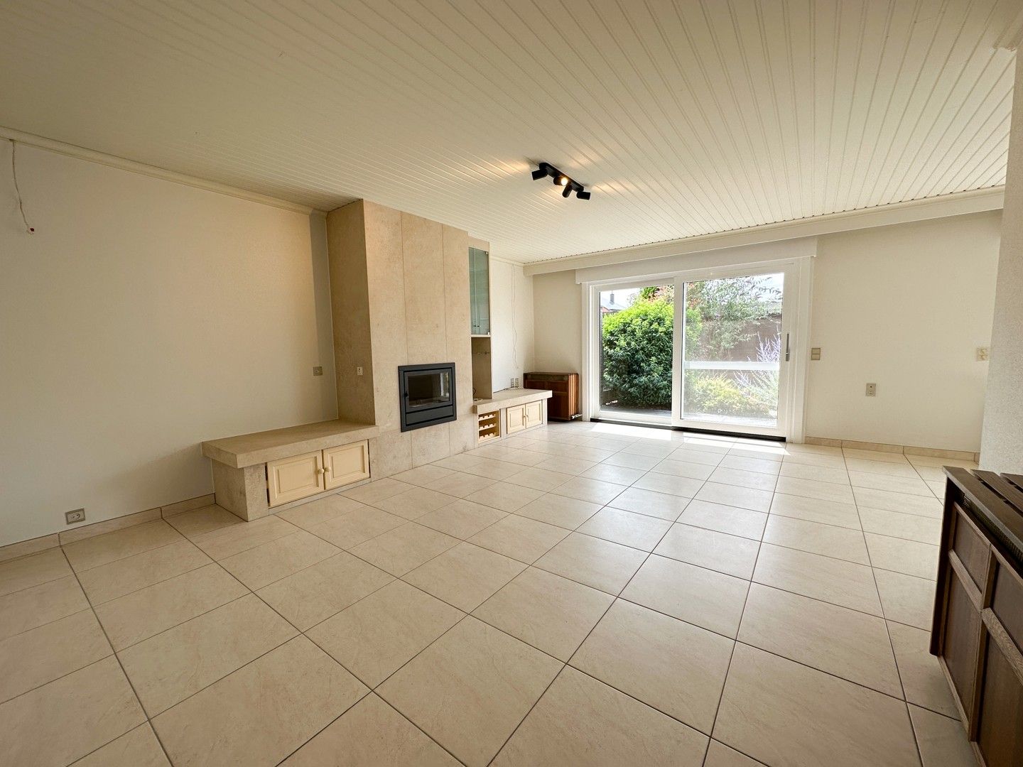 Charmante bungalow met 3 slaapkamers op toplocatie in Tielt! foto 4