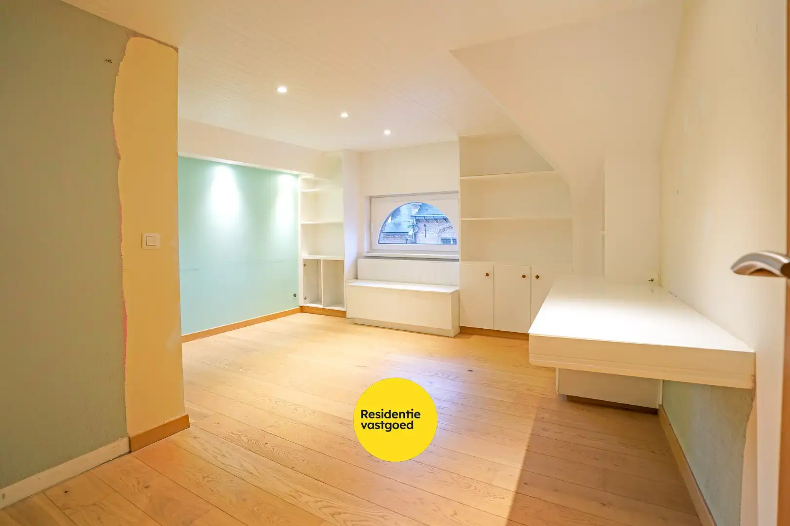 Herenhuis met handelsruimte & wellness in Nieuwpoort-Stad foto 13