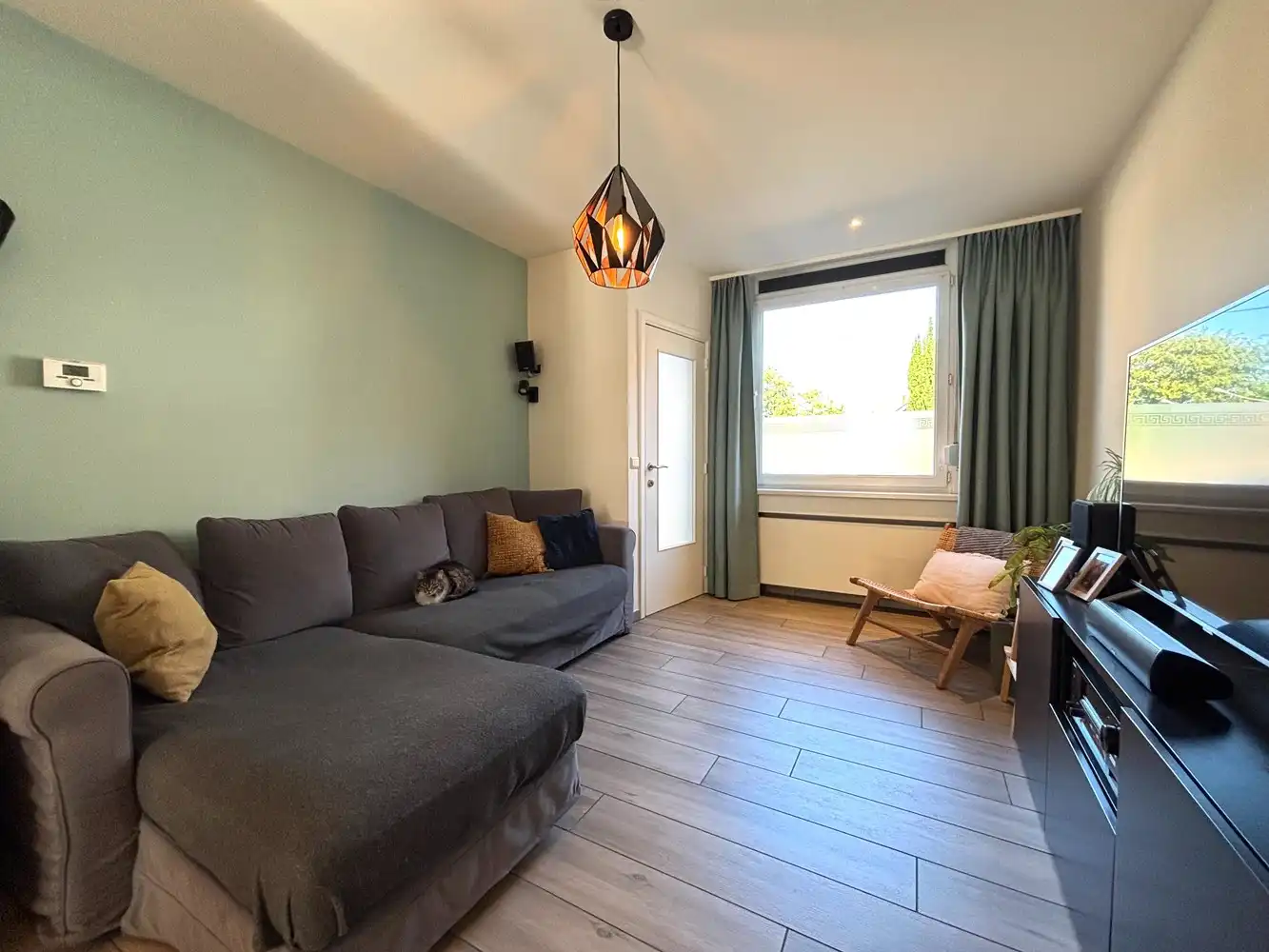 Leuke woning met twee slaapkamers, koer en EPC B te Mortsel foto 10