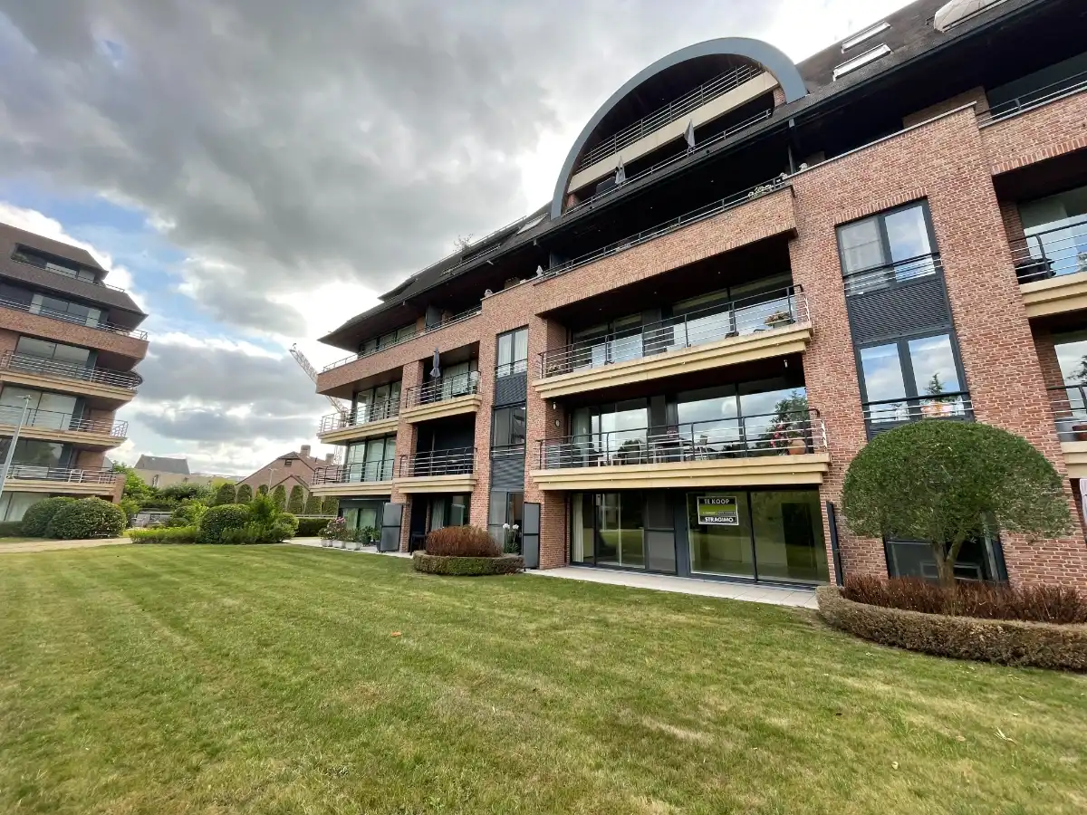 Gelijkvloers 1-slpk-APP + garage foto 3