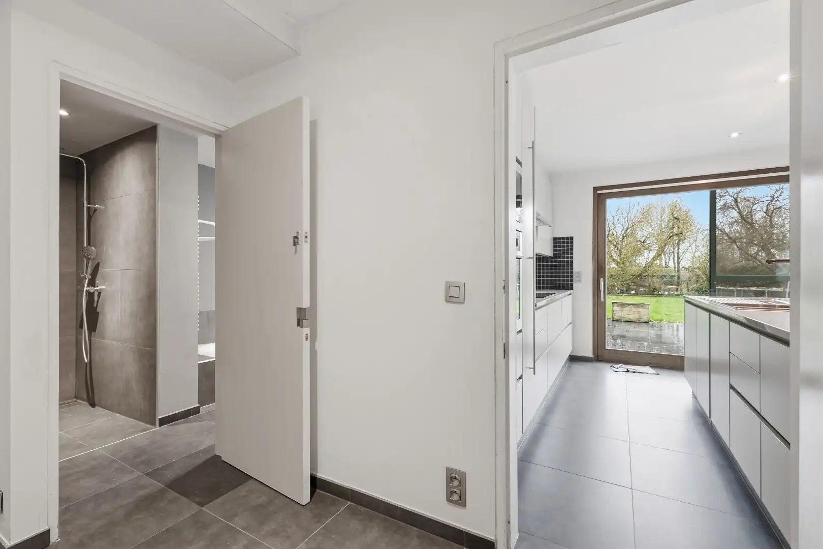 Alleenstaande woning met 4 slaapkamers in Merkem!  foto 12