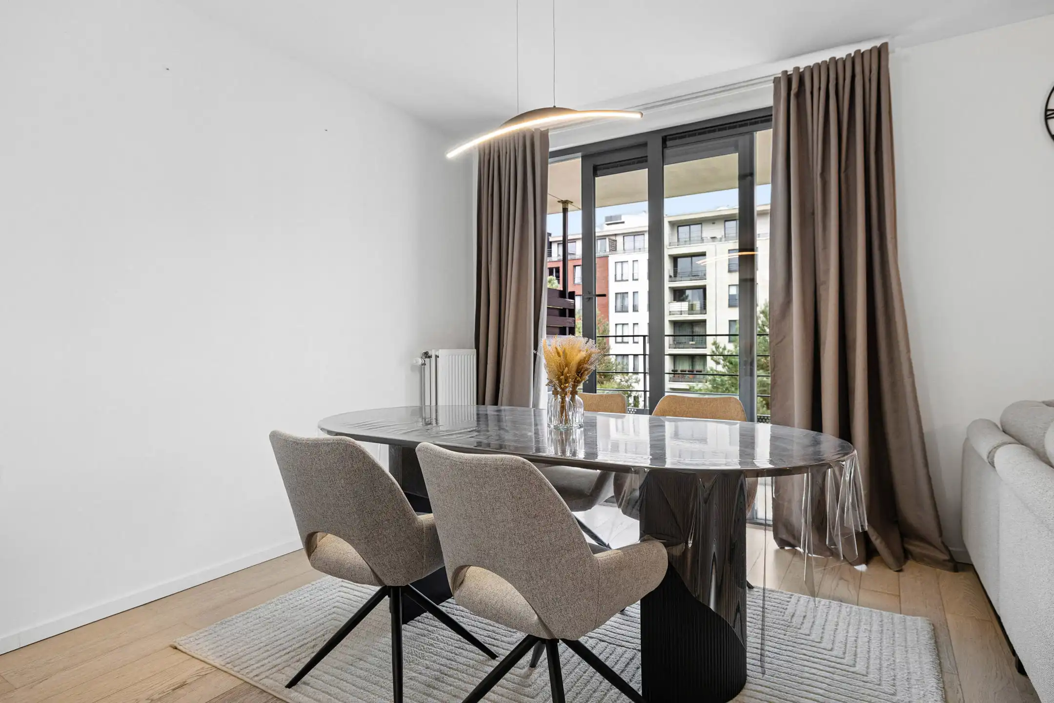 Appartement met 2 slaapkamers + kelder + parkeerplaats foto 4