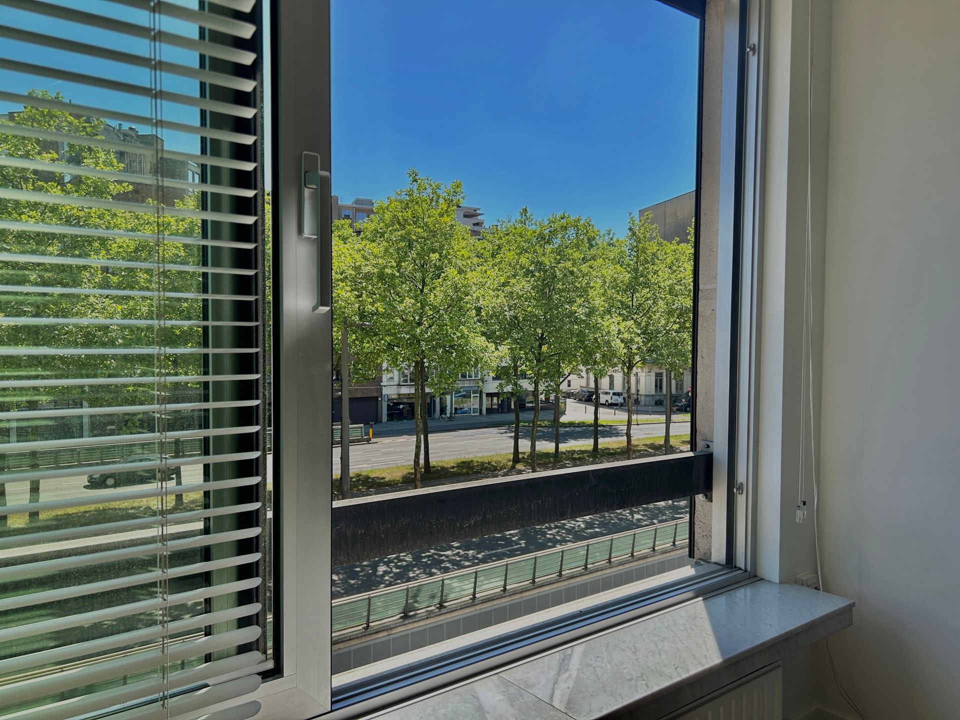 gemeubeld studio-app. aan de Britselei foto 15