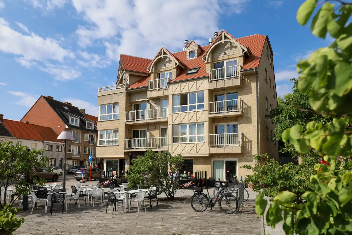 Instapklaar 1 slpk appartement dicht bij zee foto {{pictureIndex}}