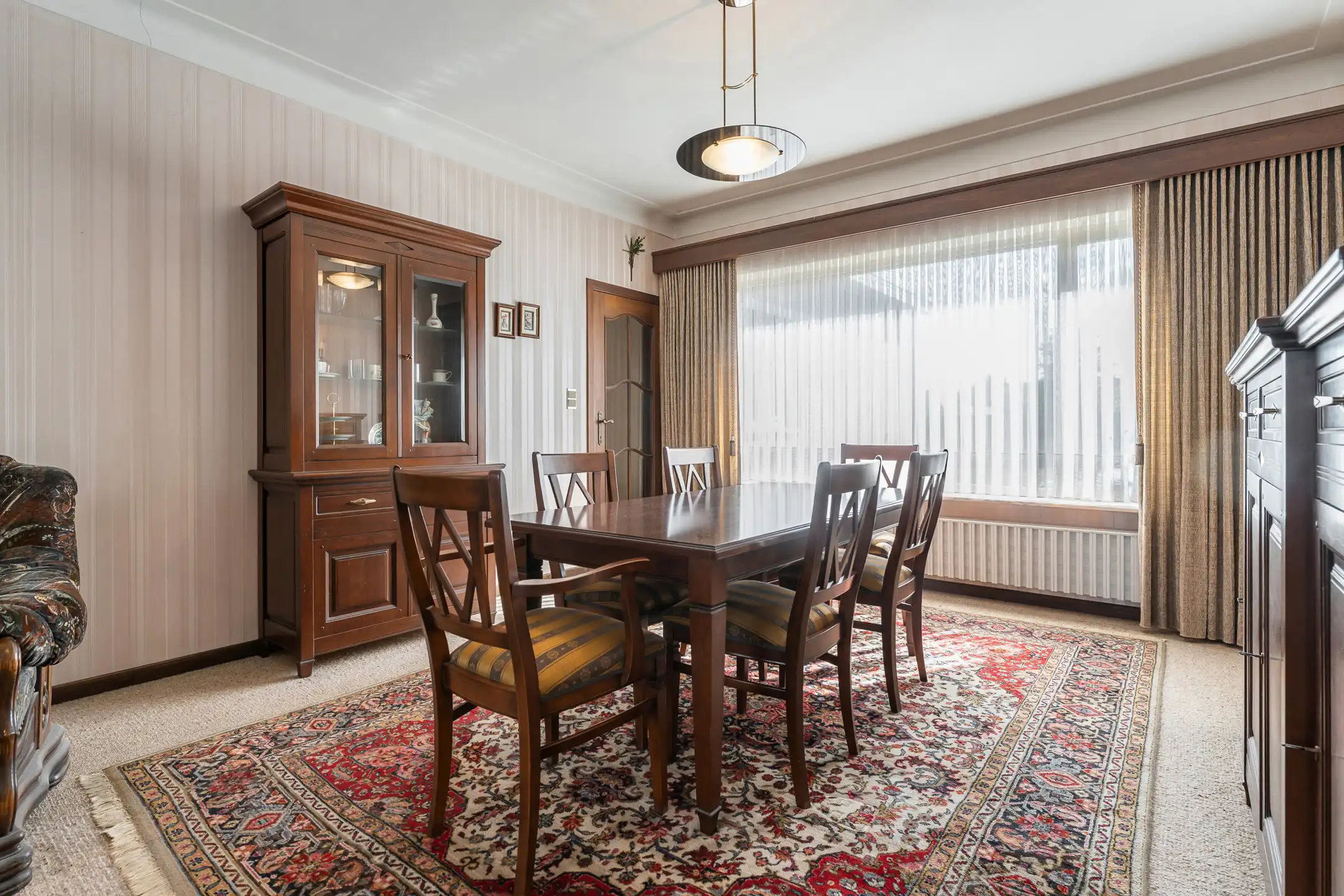 Halfopen woning in residentiële wijk te Lanaken foto 4