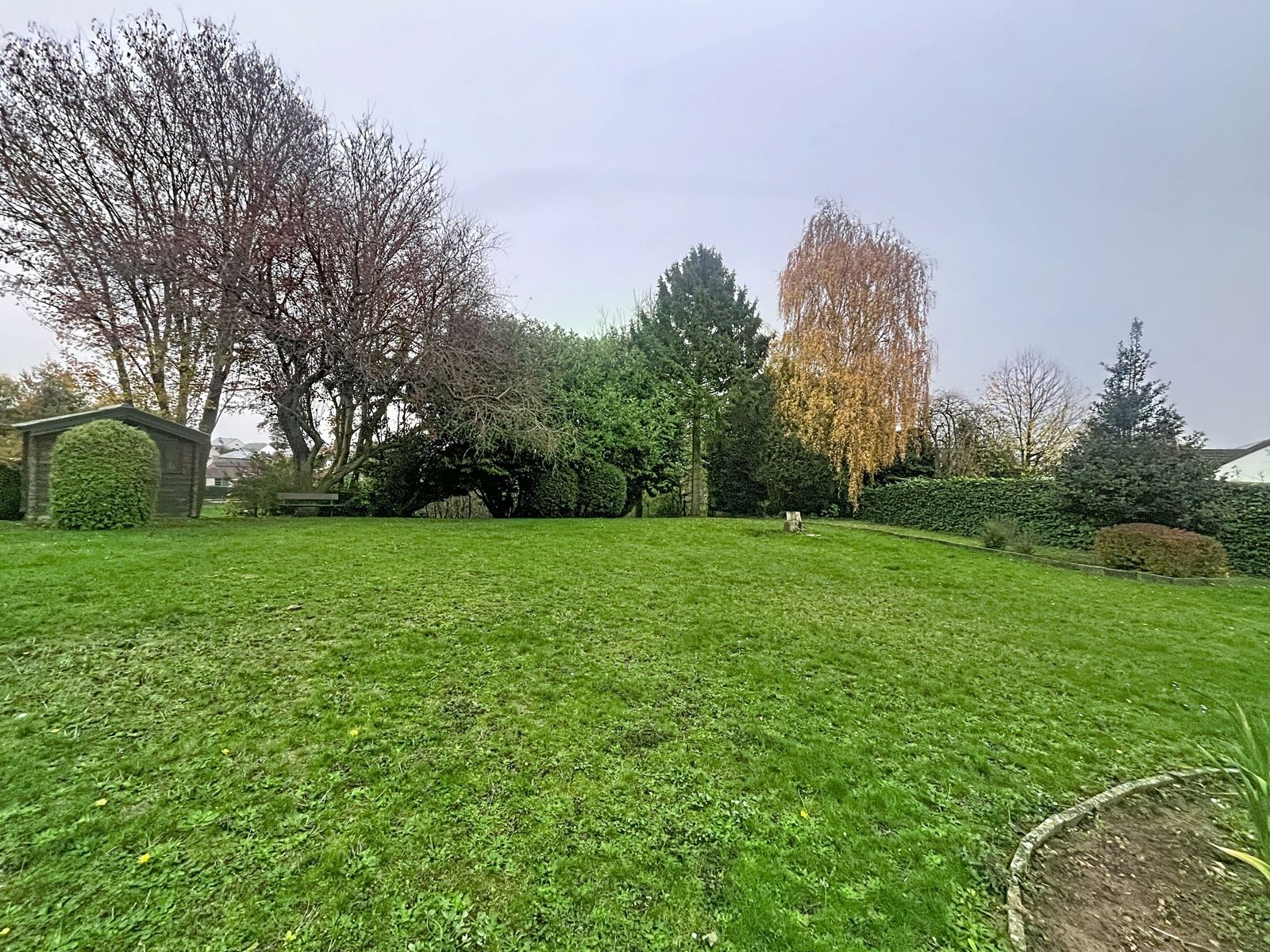 Gelijklvloers app met 2 slpks - garage en gemeenschap tuin foto 12