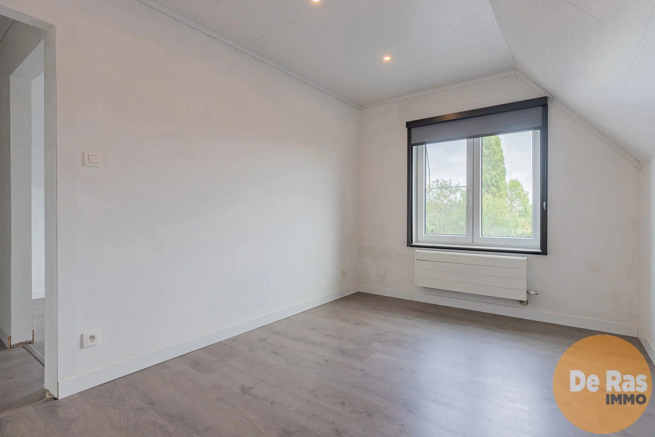 BAVEGEM - Gezinswoning met tuin en grote garage/werkplaats foto 19