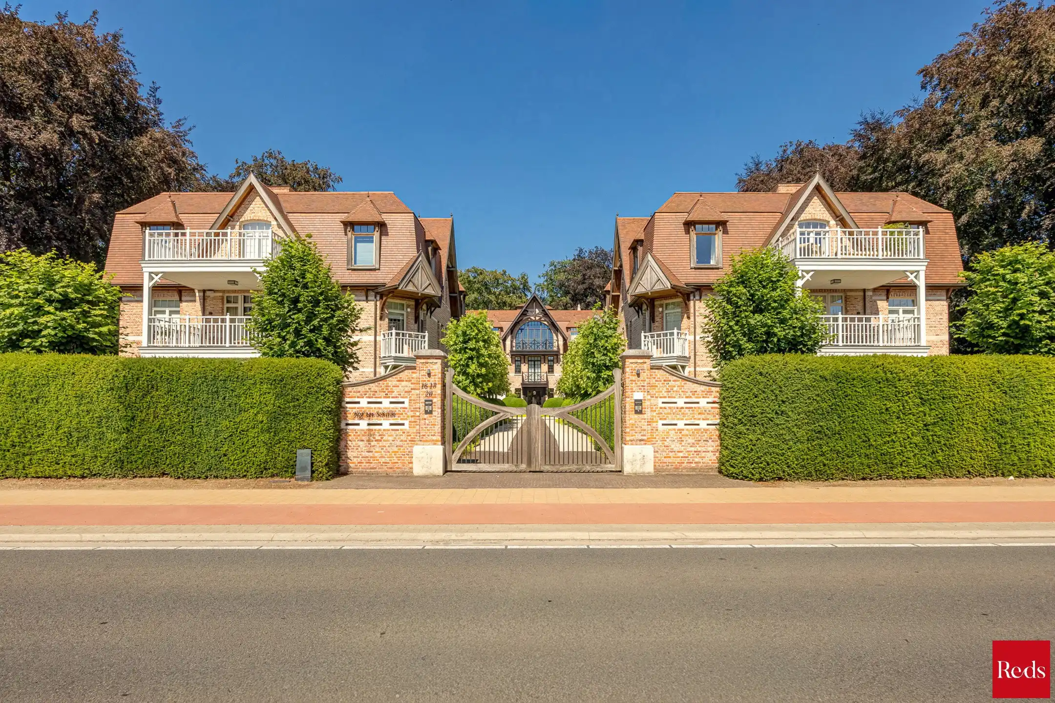 Luxueus wonen op toplocatie in Schilde foto 29