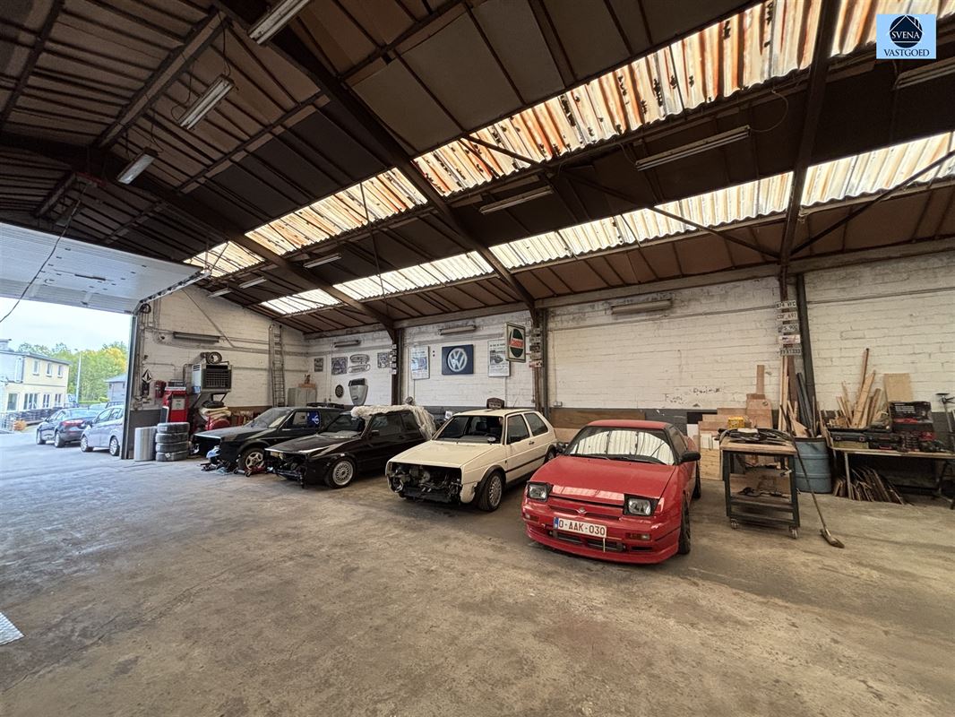 RUIME WONING MET LOODS foto 16