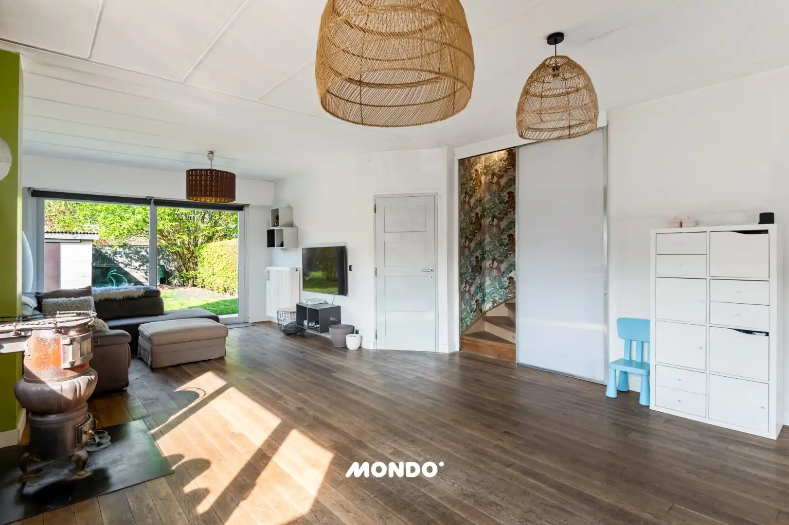 Ruime gezinswoning met 6 slaapkamers, zonnepanelen en zuidgerichte tuin foto 4