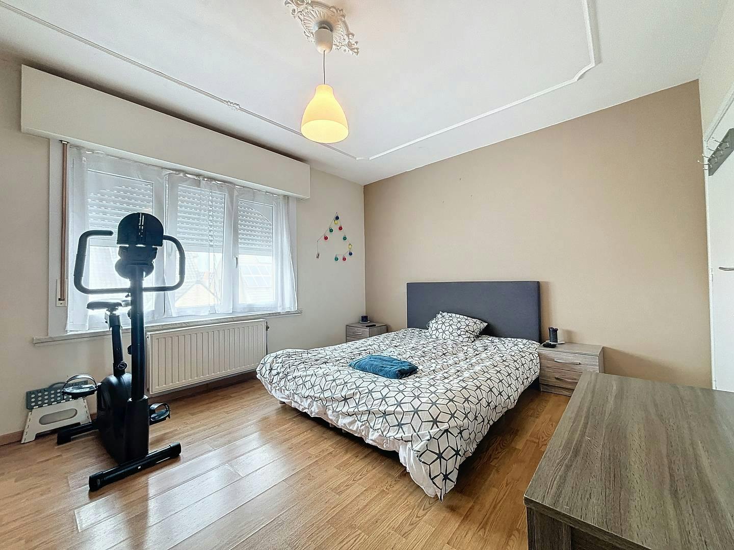 Instapklare woning met 3 slaapkamers en tuin te Veurne. foto 6