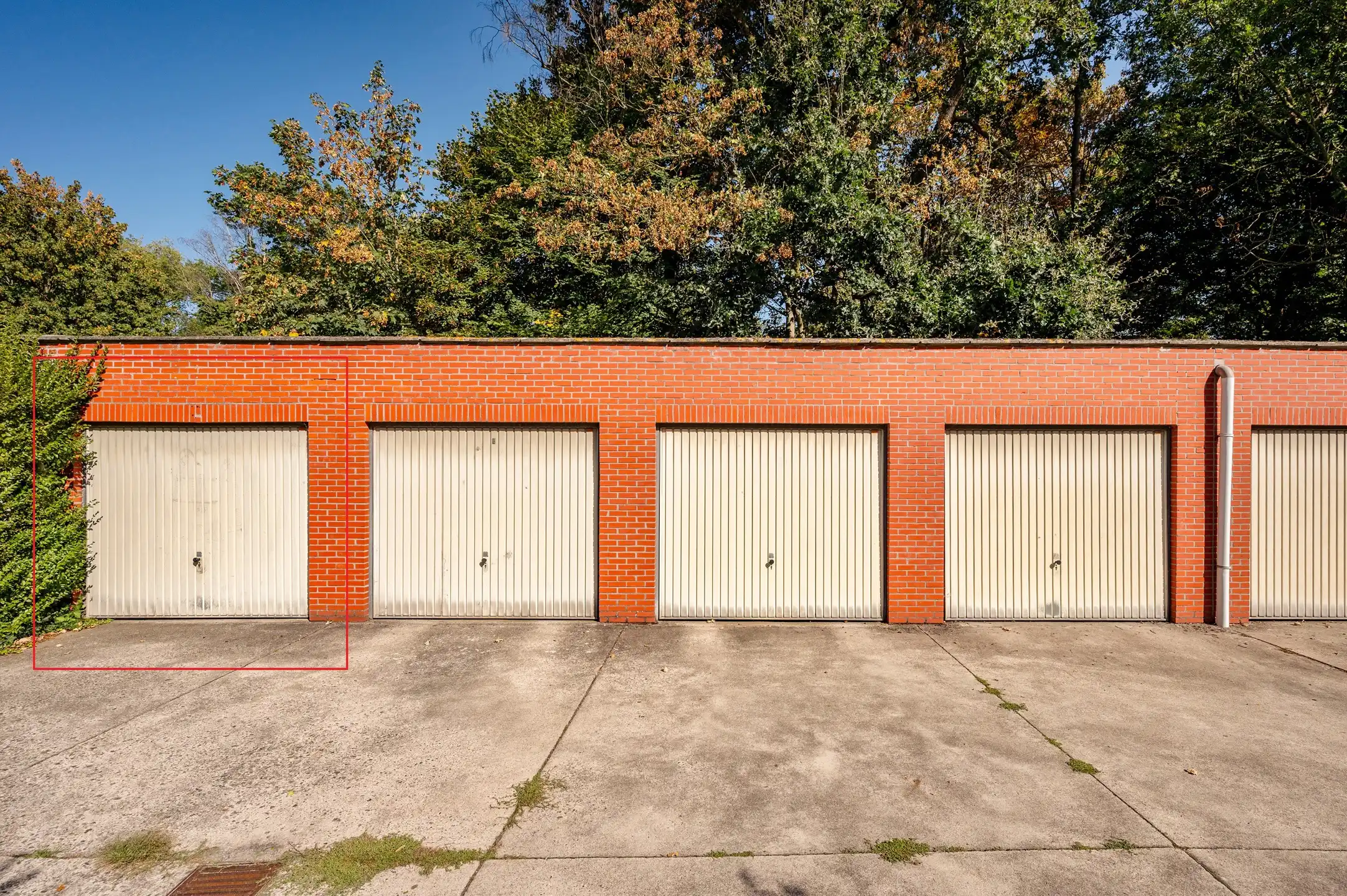 Gelijkvloers appartement van ca. 110m² met 2 slpk, garagebox en tuin - gerenoveerd in 2023 foto 15