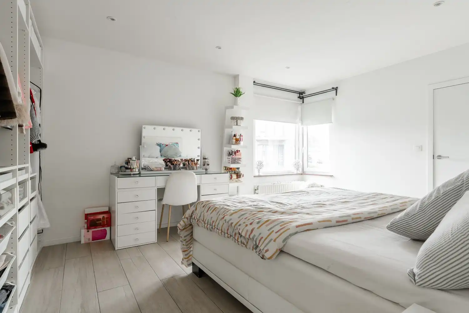 Ruim en lichtrijk 3-slaapkamerappartement met terras & tuin in Achel foto 22