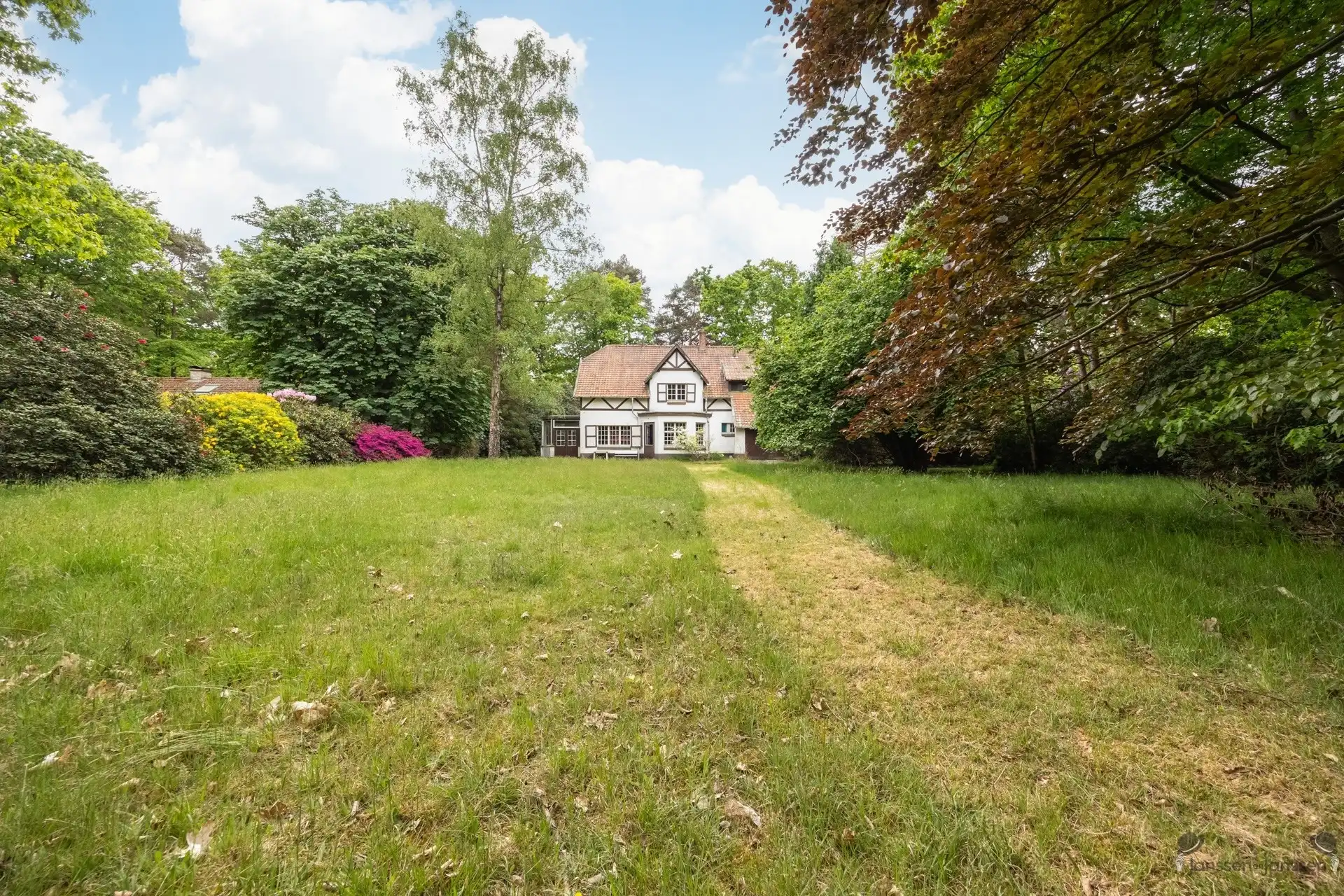 Karaktervolle cottage-villa op een royaal perceel van 8.603 m² in Kapellenbos. foto 21