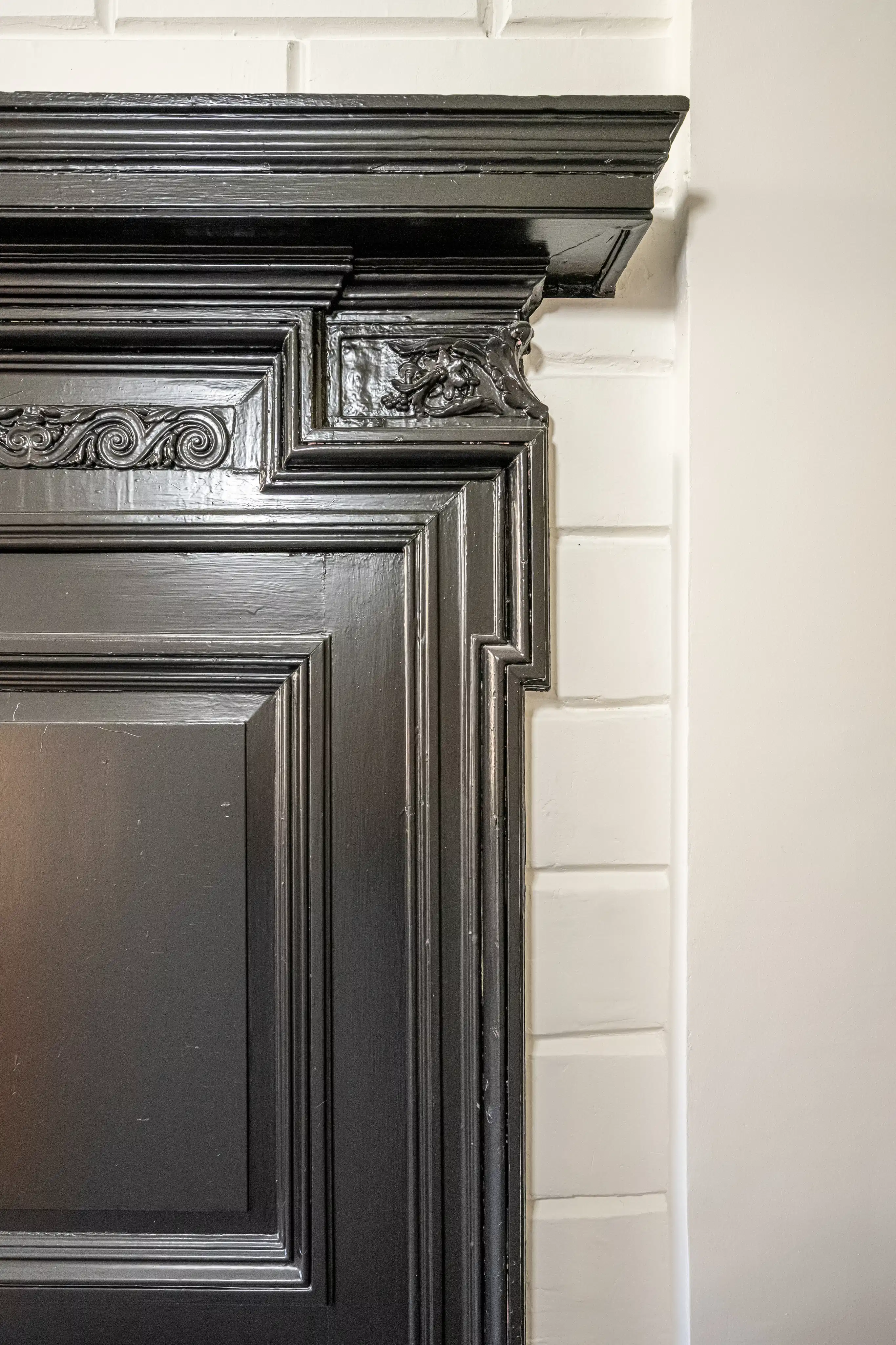 Excl. gerenoveerde herenwoning (3 entiteiten) aan het water foto 17
