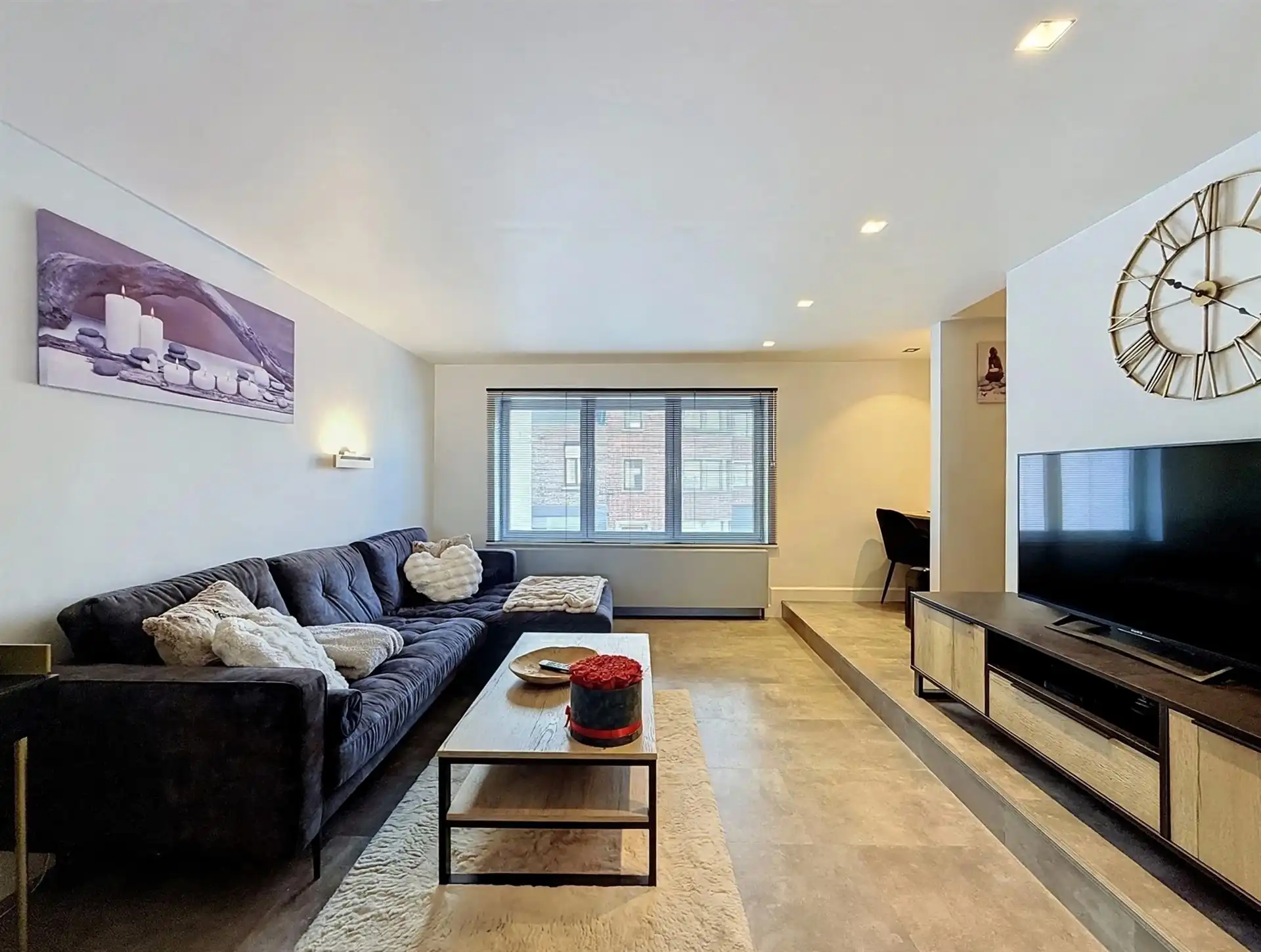 VOLLEDIG GERENOVEERD DUPLEXAPPARTEMENT IN SINT-NIKLAAS EPC A & NETTO RENDEMENT VAN 4%!  foto 4