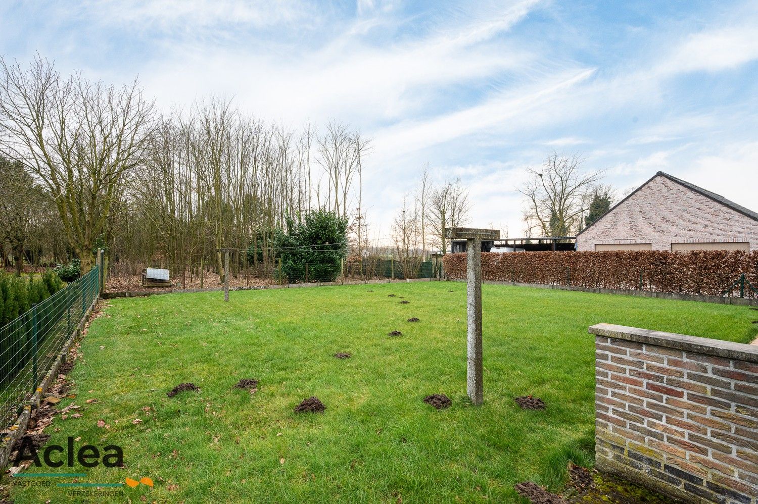 Ruime woning met veel extra potentieel op een mooi zuid gericht perceel foto 15