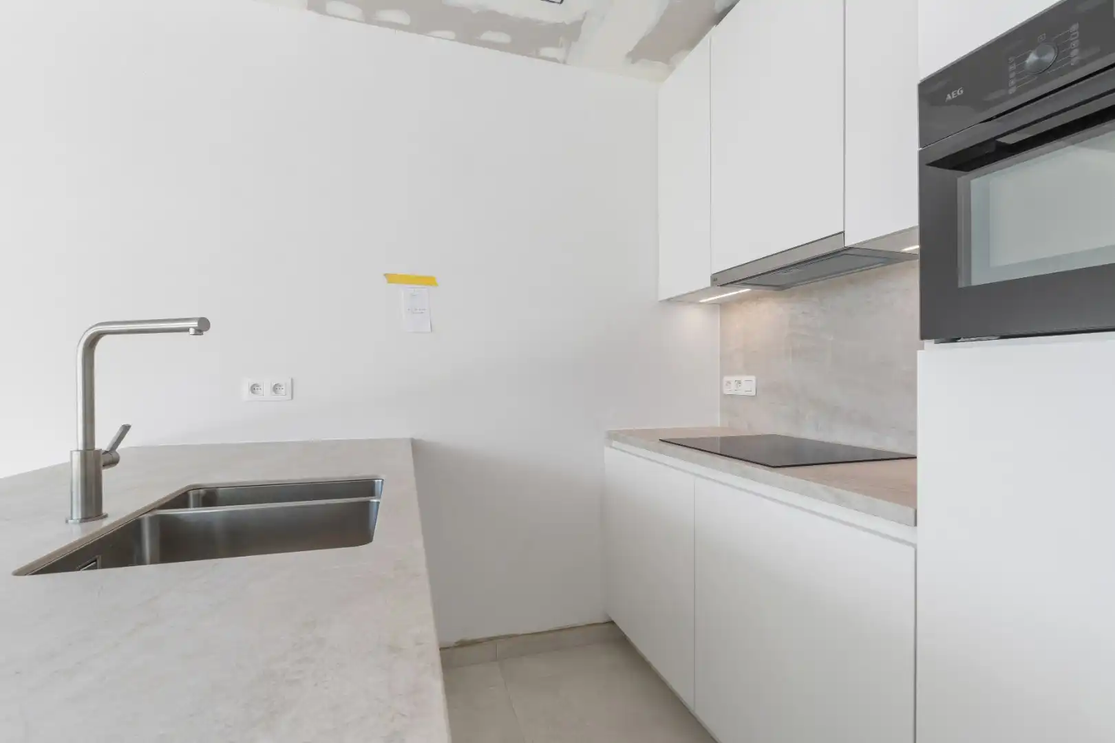 PRACHTIG NIEUWBOUWAPPARTEMENT OP 200 METER VAN DE ZEEDIJK foto 5