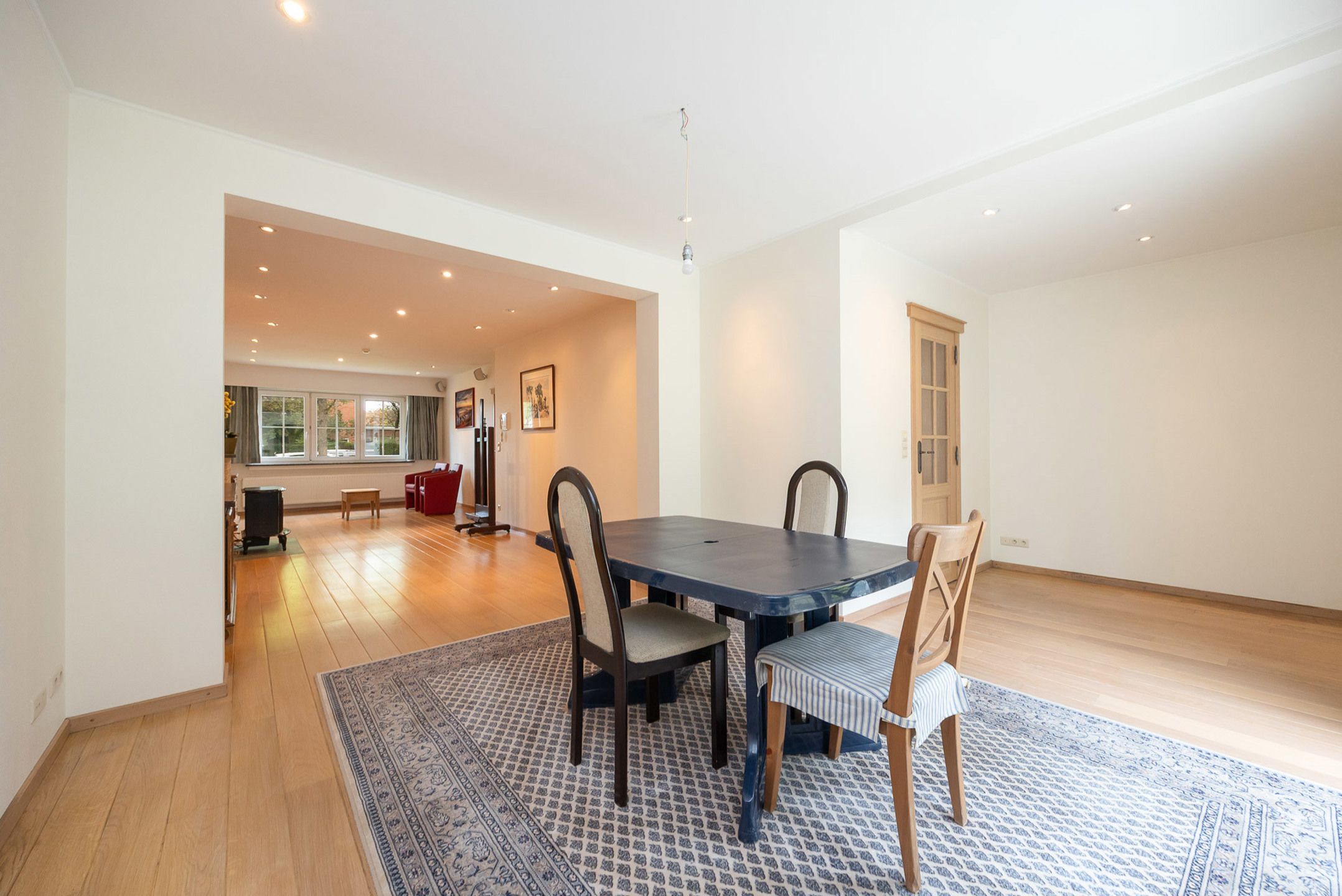 Charmante rietgedekte HOB met garage foto 9