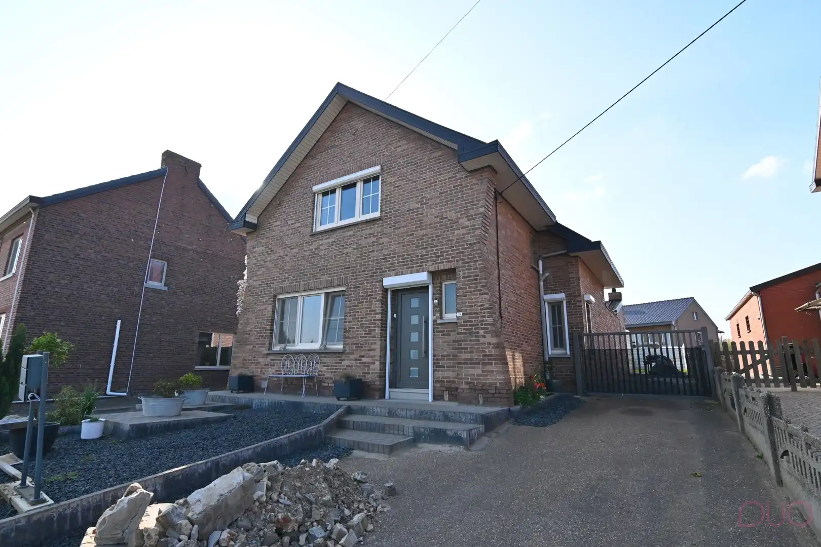 Instapklare woning met 4 slaapkamers en tuin foto 2