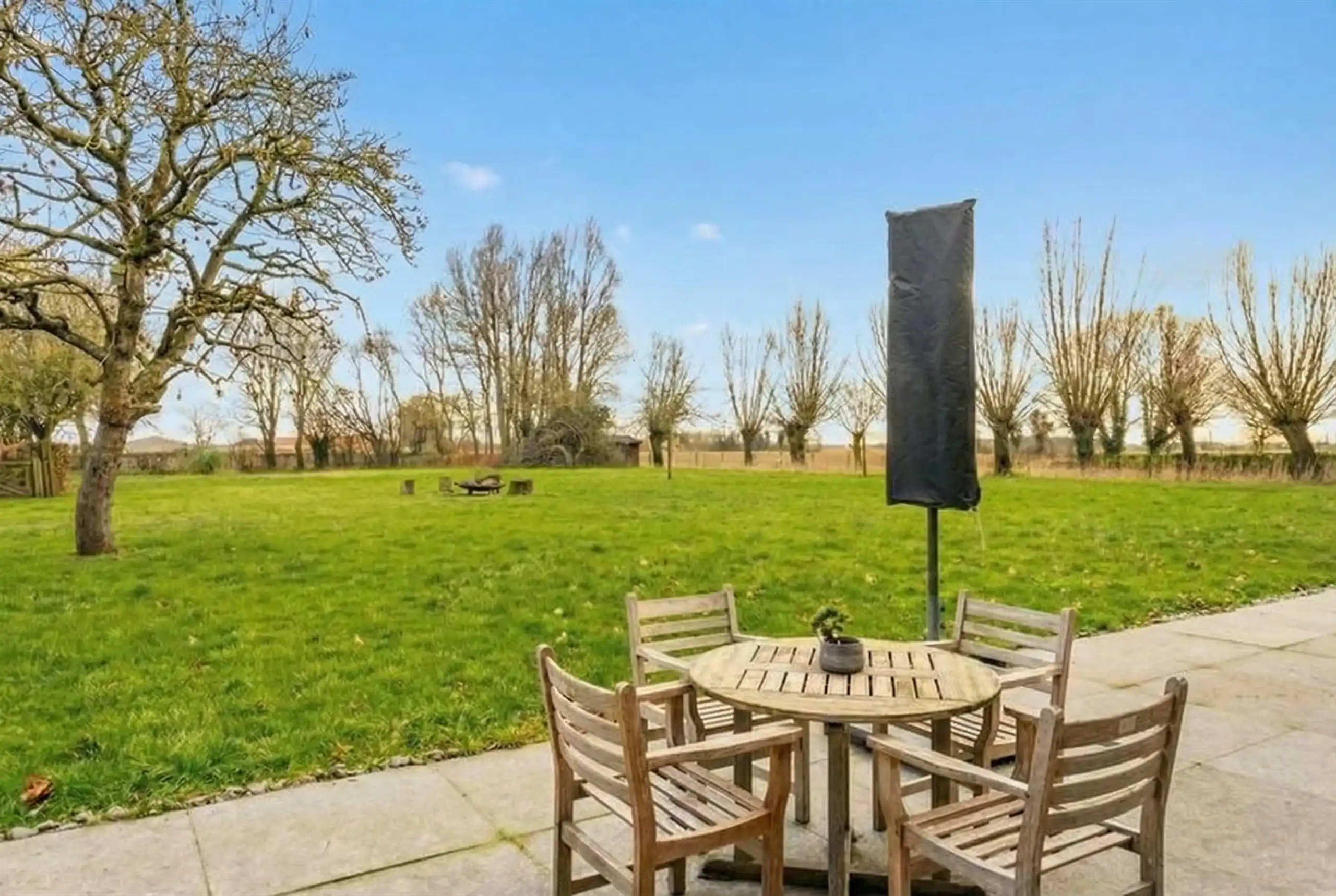 First Sale: vr 27/2 (16.00-20.00) & za 28/2 (9.00 - 17.00) foto 9