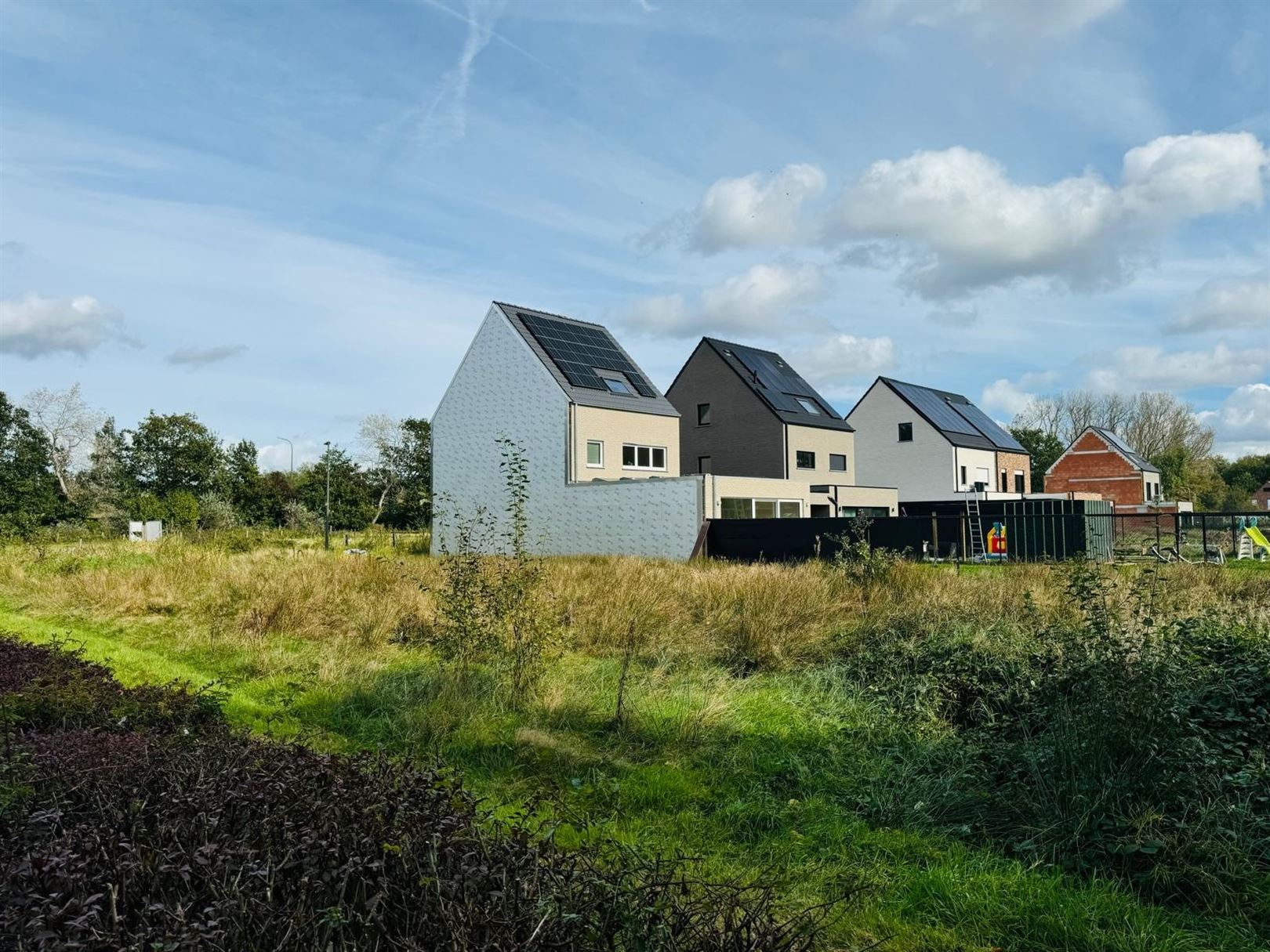 Half open bouwgrond aan het natuurgebied FORT VAN MERKSEM. foto 4