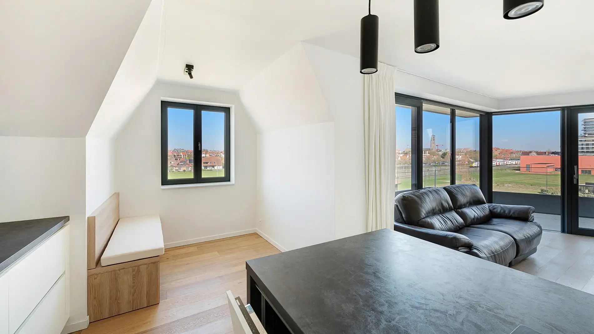 Penthouse met ruim terras te koop in Residentie Meerzicht foto 9