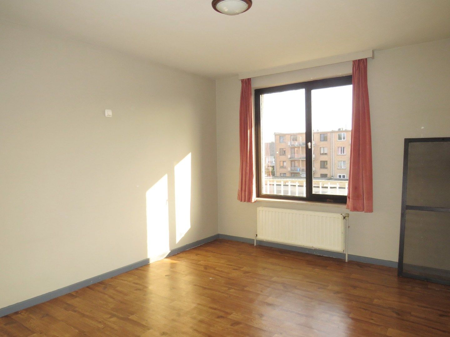 Appartement met garage foto 6