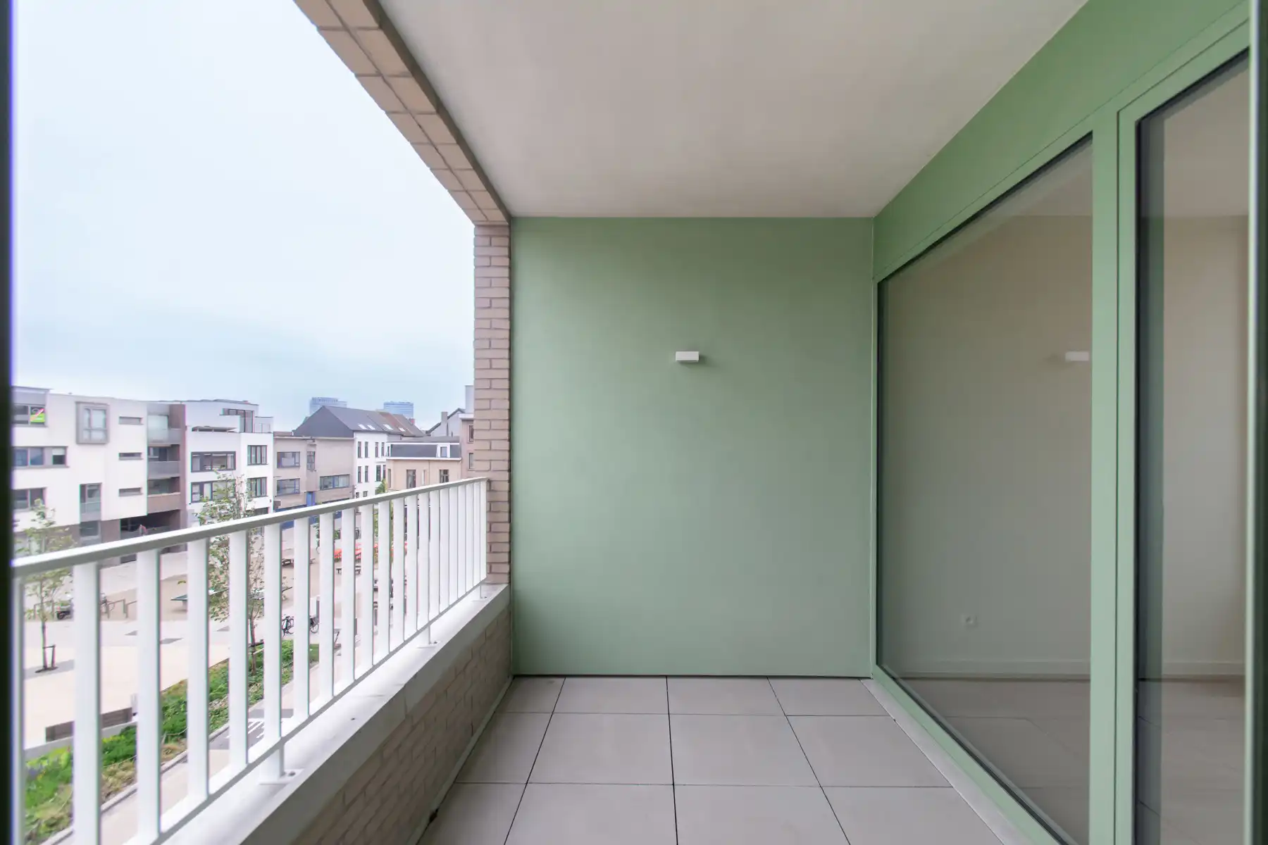 Prachtig instapklaar 2- kamer appartement met groot terras foto 6