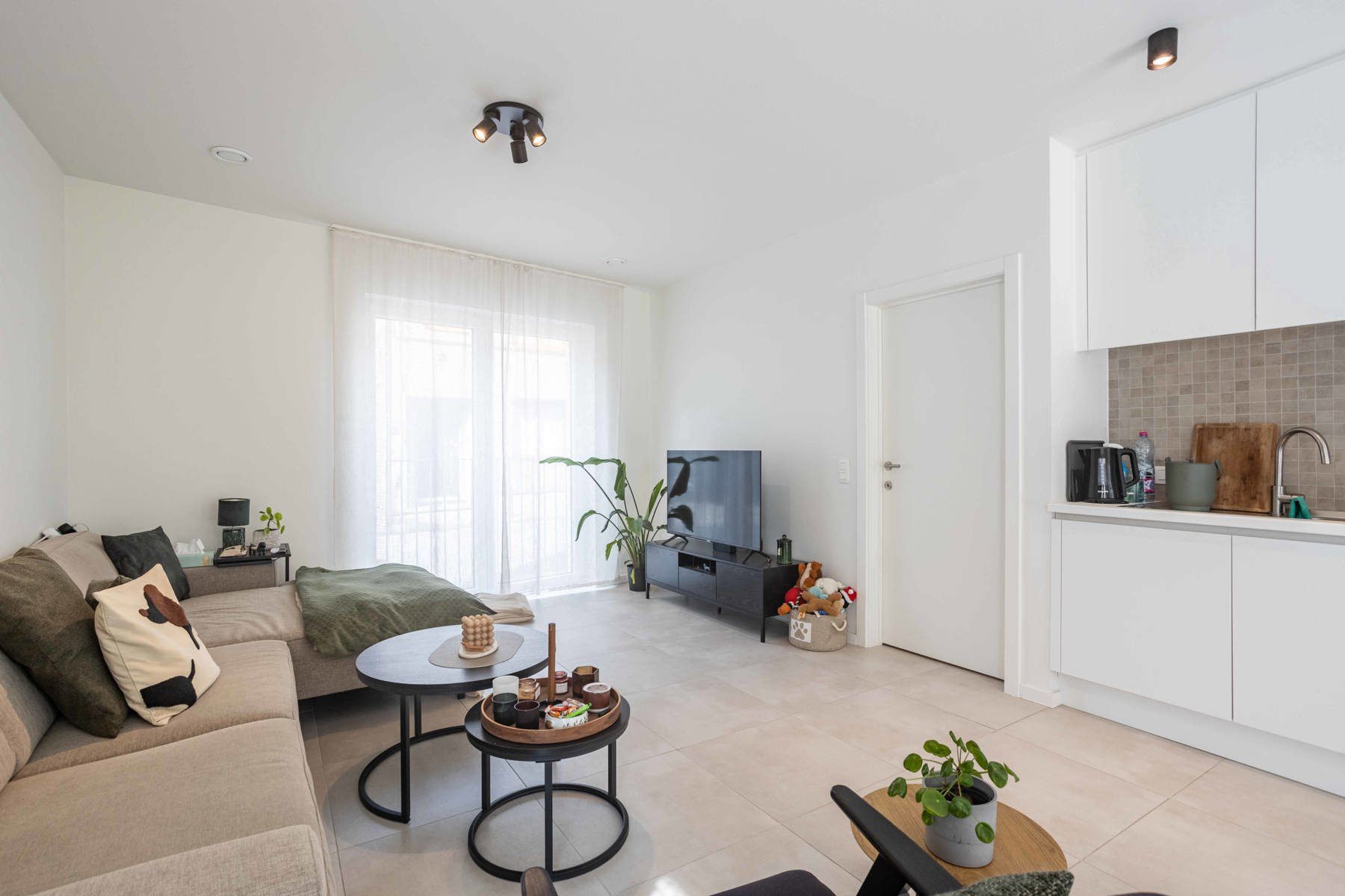 Stijlvol Gelijkvloers Appartement te koop in hartje Aalst foto 9