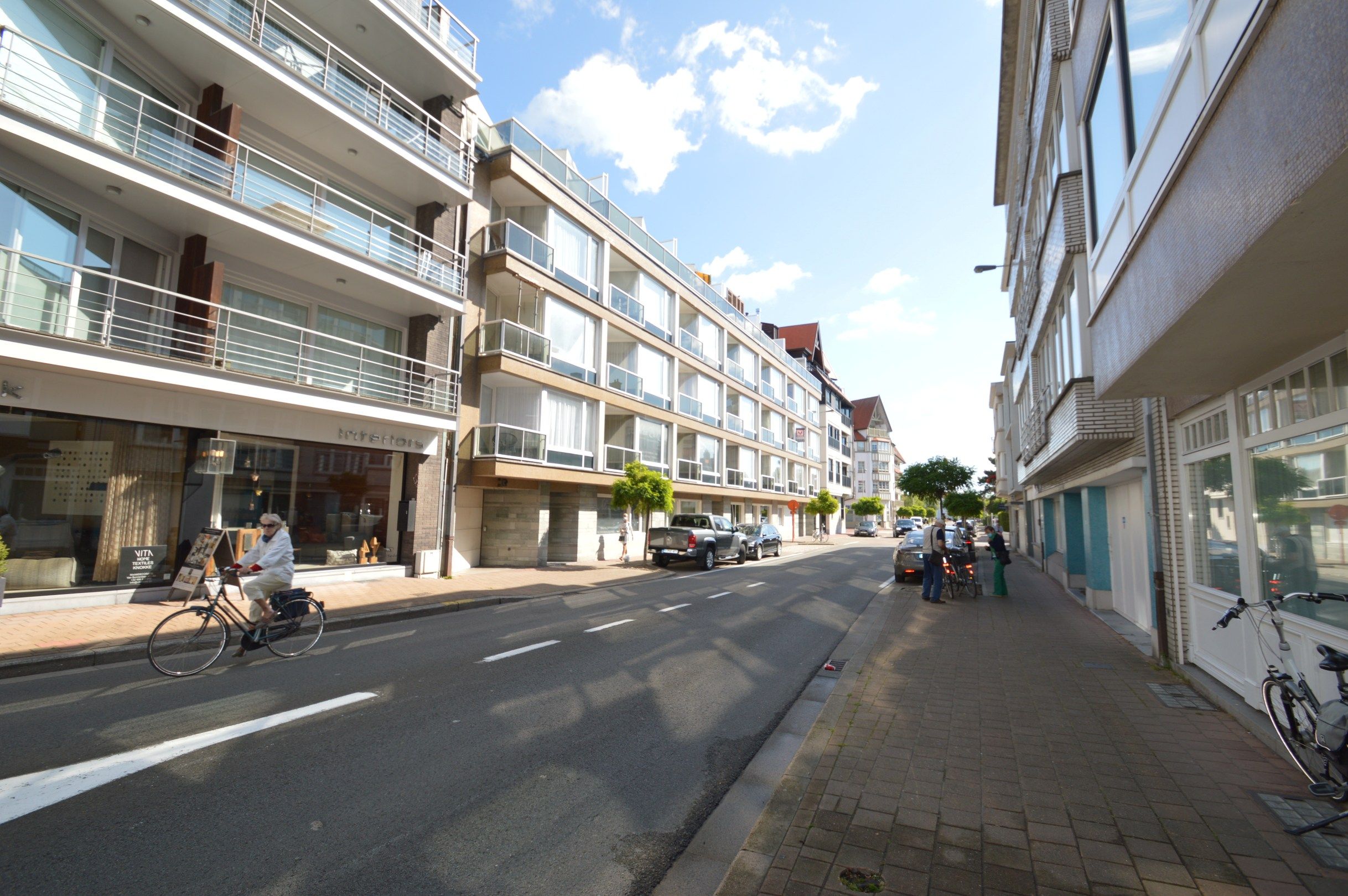 Autostaanplaats in de Zoutelaan te Knokke foto 6