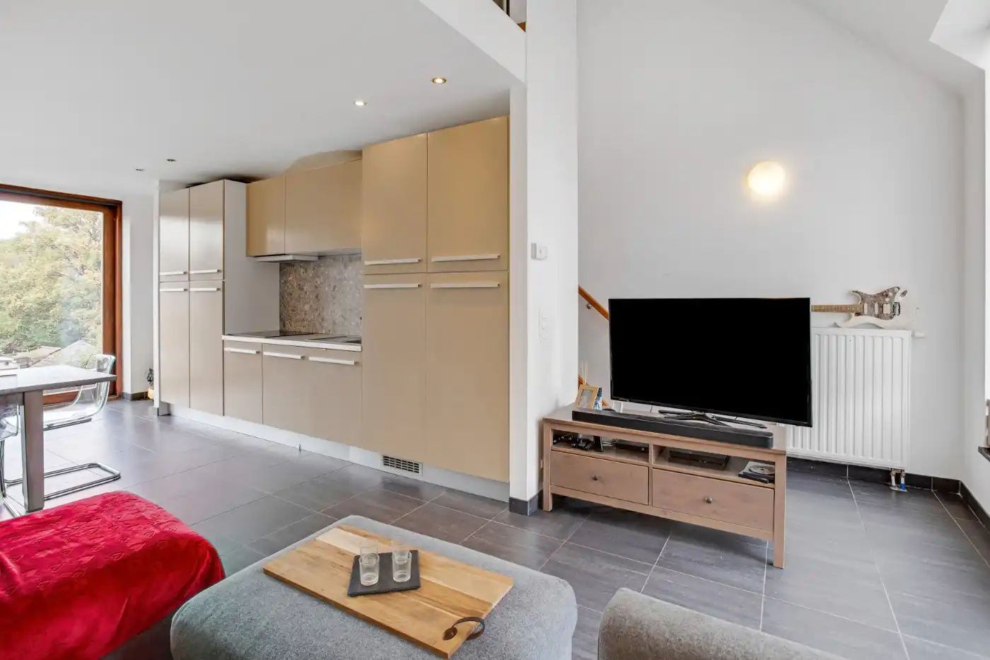 Centraal gelegen handelshuis met woonst foto 21