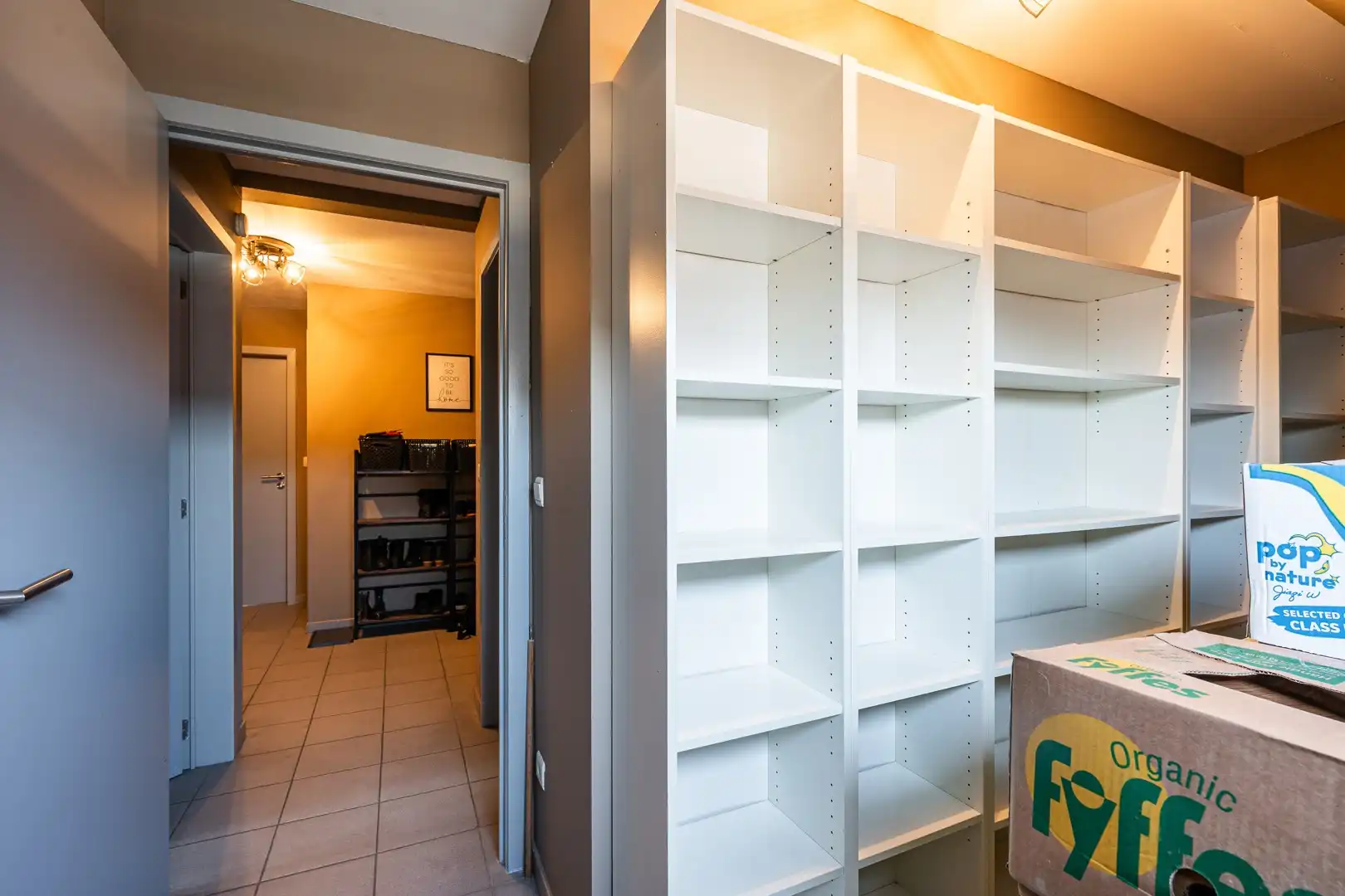 Modern Appartement in het hart van Sint-Laureins! foto 9