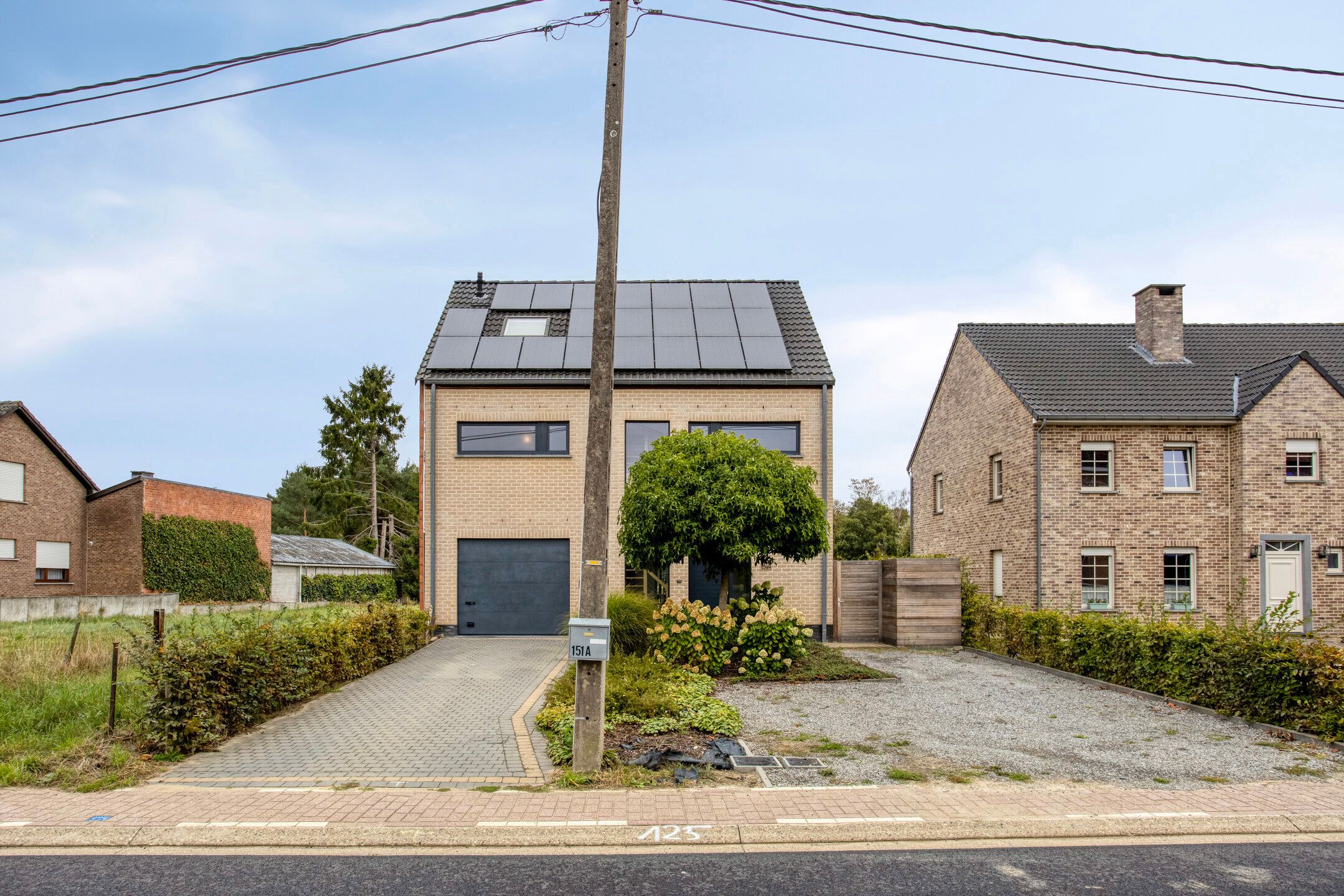 Ruime, energiezuinige woning te Wezemaal foto {{pictureIndex}}