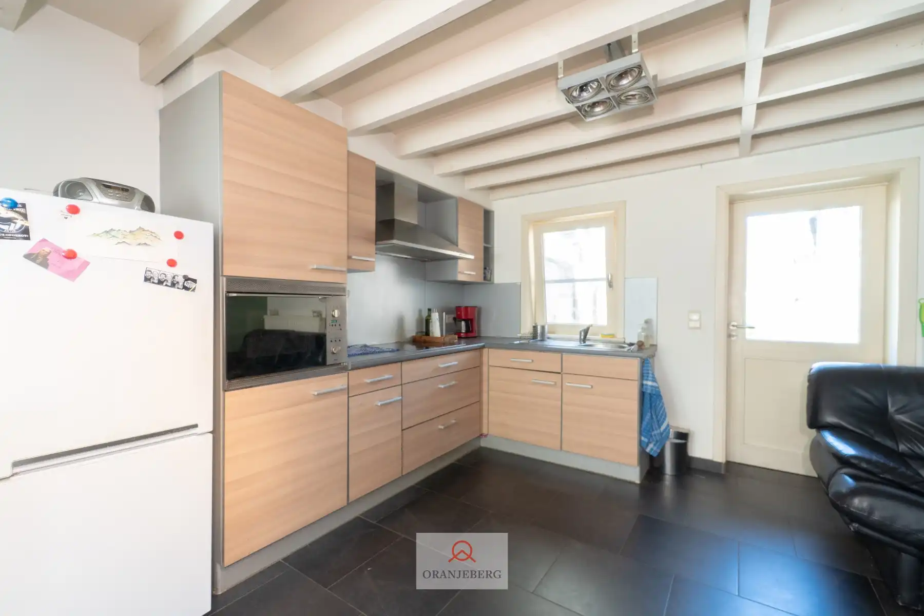 Gezellige woning met koer vlakbij Gent Zuid foto 5