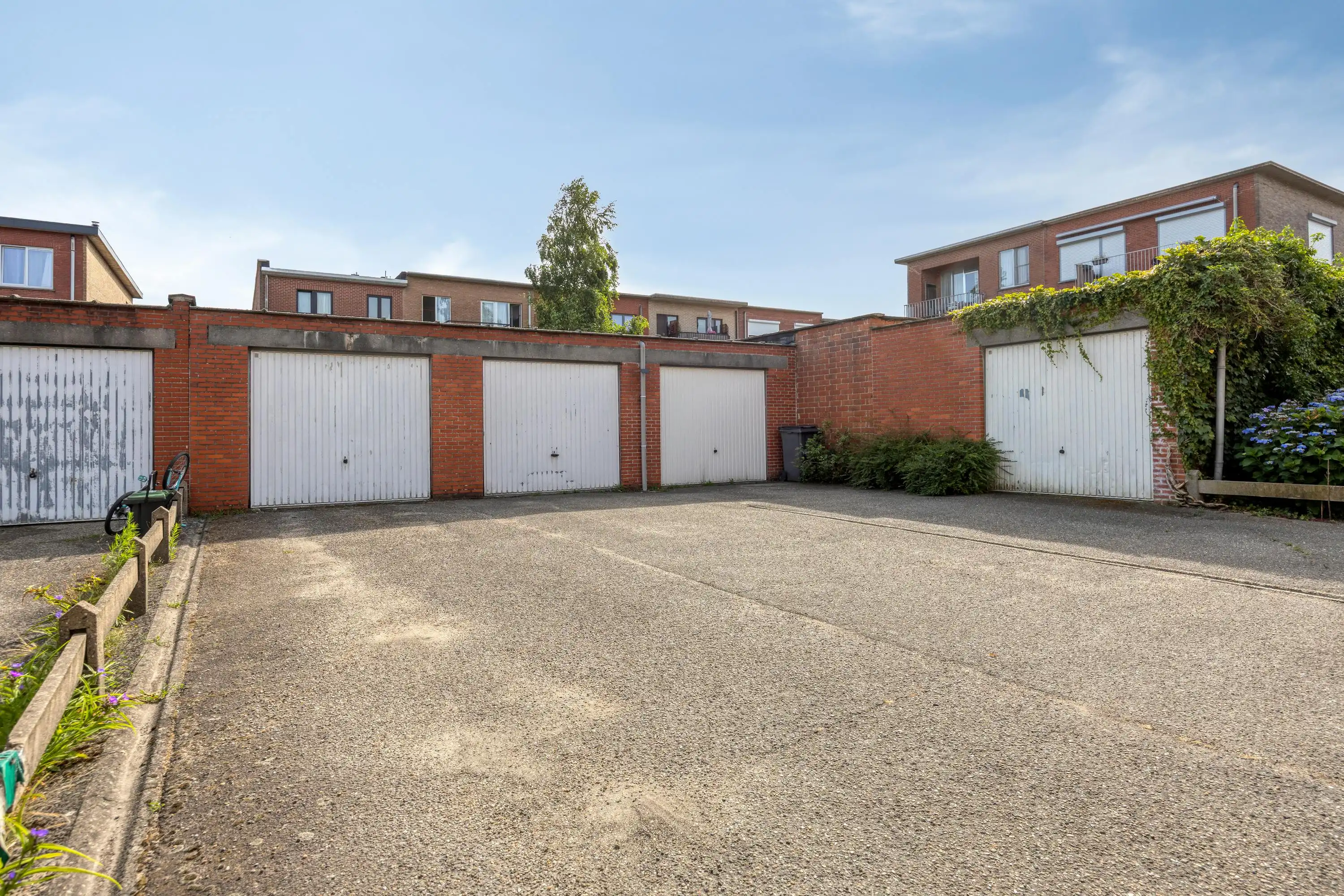 Lichtrijk appartement met garage op toplocatie in Brasschaat foto 19