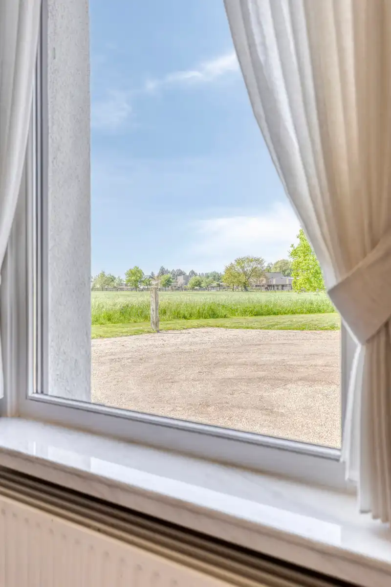 Ruime authentieke hoeve op een perceel van 47.440m². foto 7